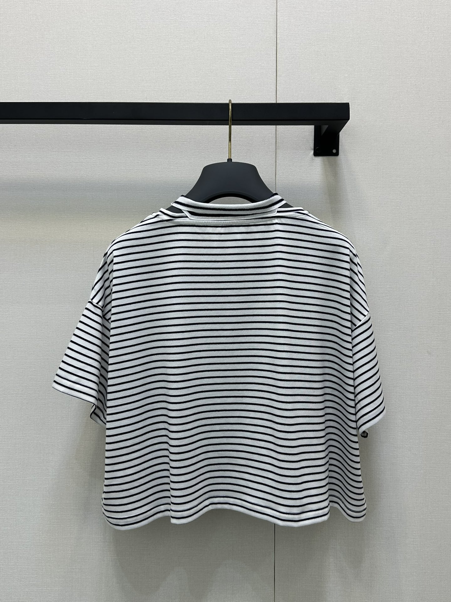 Dior CD 디올 리본 소매 스트라이프 티셔츠 의류