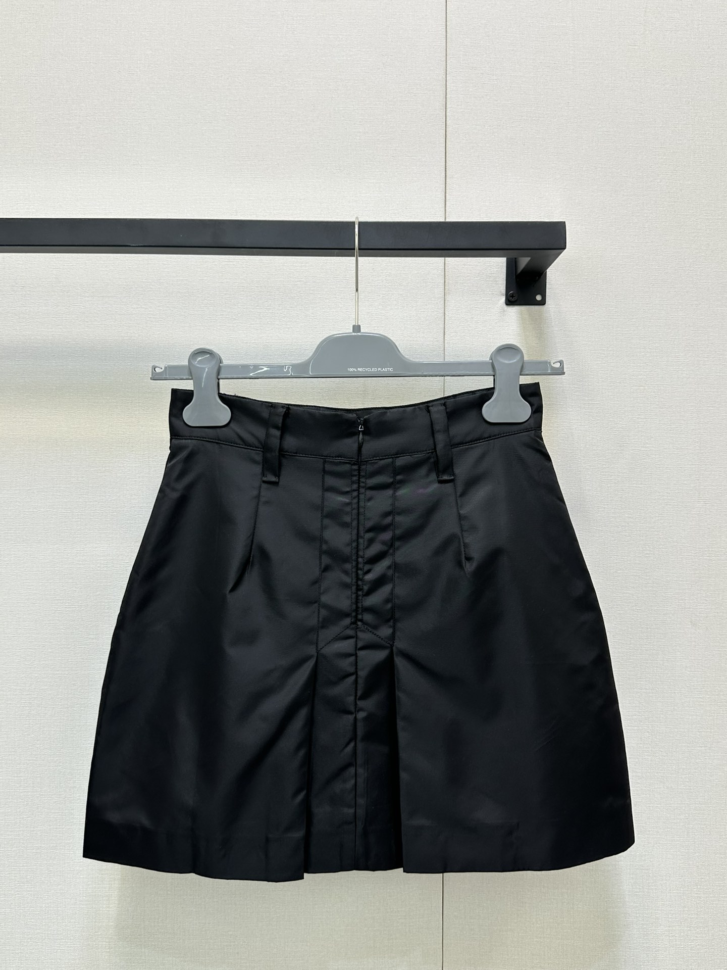 prada 프라다 삼각 에나멜 로고 나일론 A라인 스커트 치마 의류