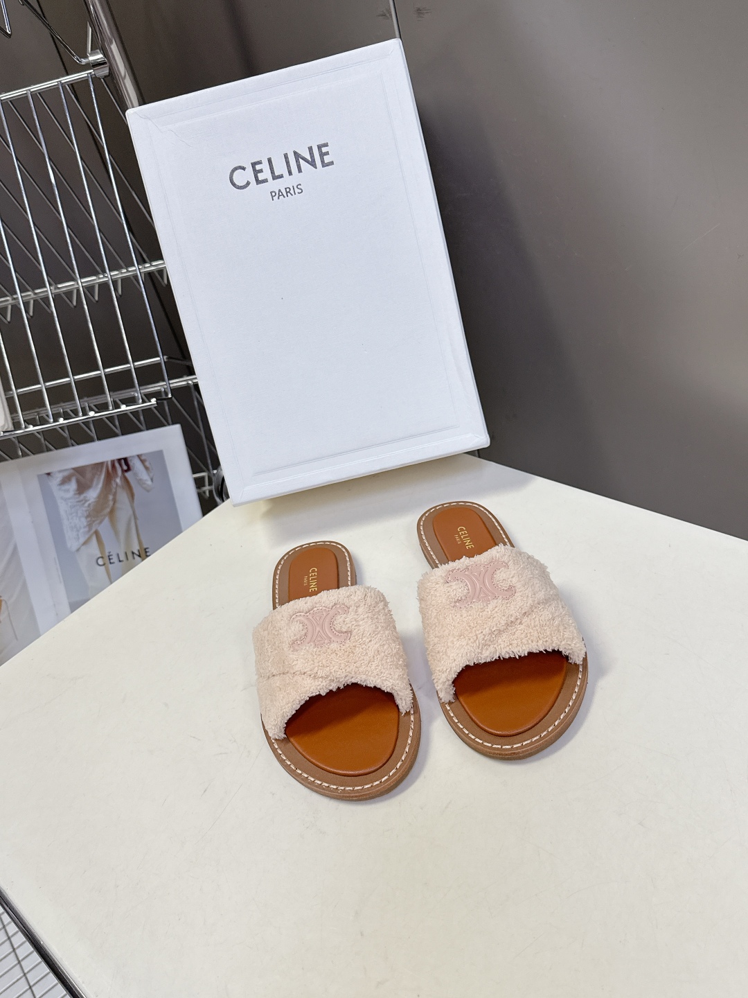 CELINE 셀린느 트리옹프 로마 스타일 빈티지 슬리퍼 신발