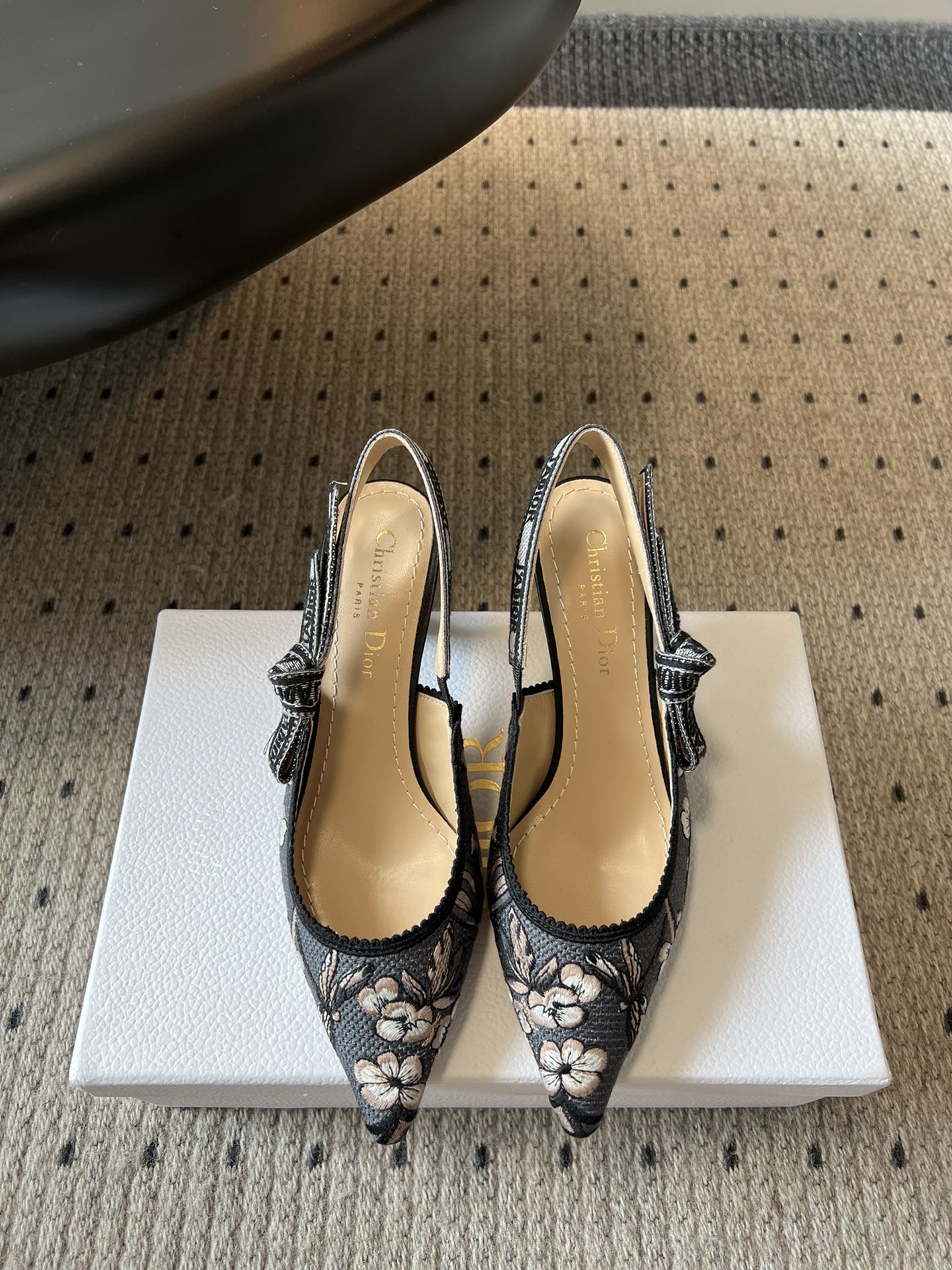 Dior CD 디올 클래식 멀티컬러 자수 프린트 하이힐 구두 신발