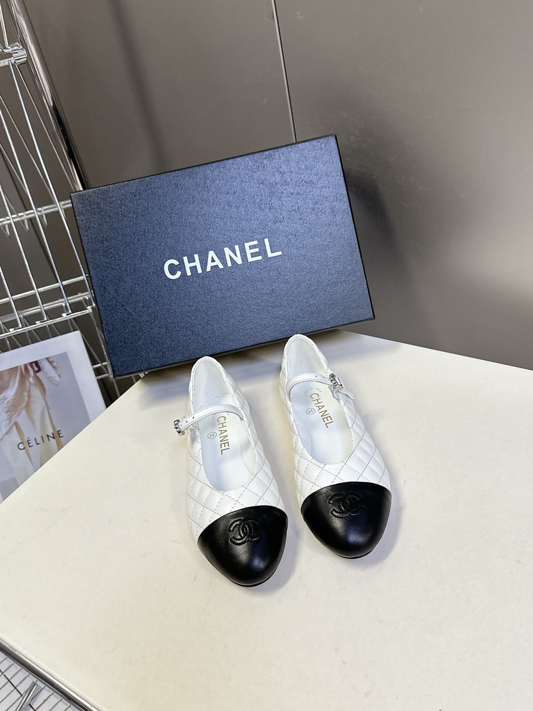 CHANEL 샤넬 클래식 플랫 슈즈 단화 신발