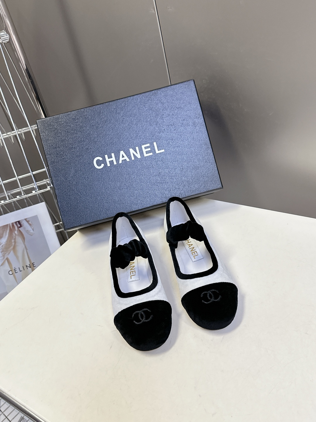 CHANEL 샤넬 클래식 플랫 슈즈 신발