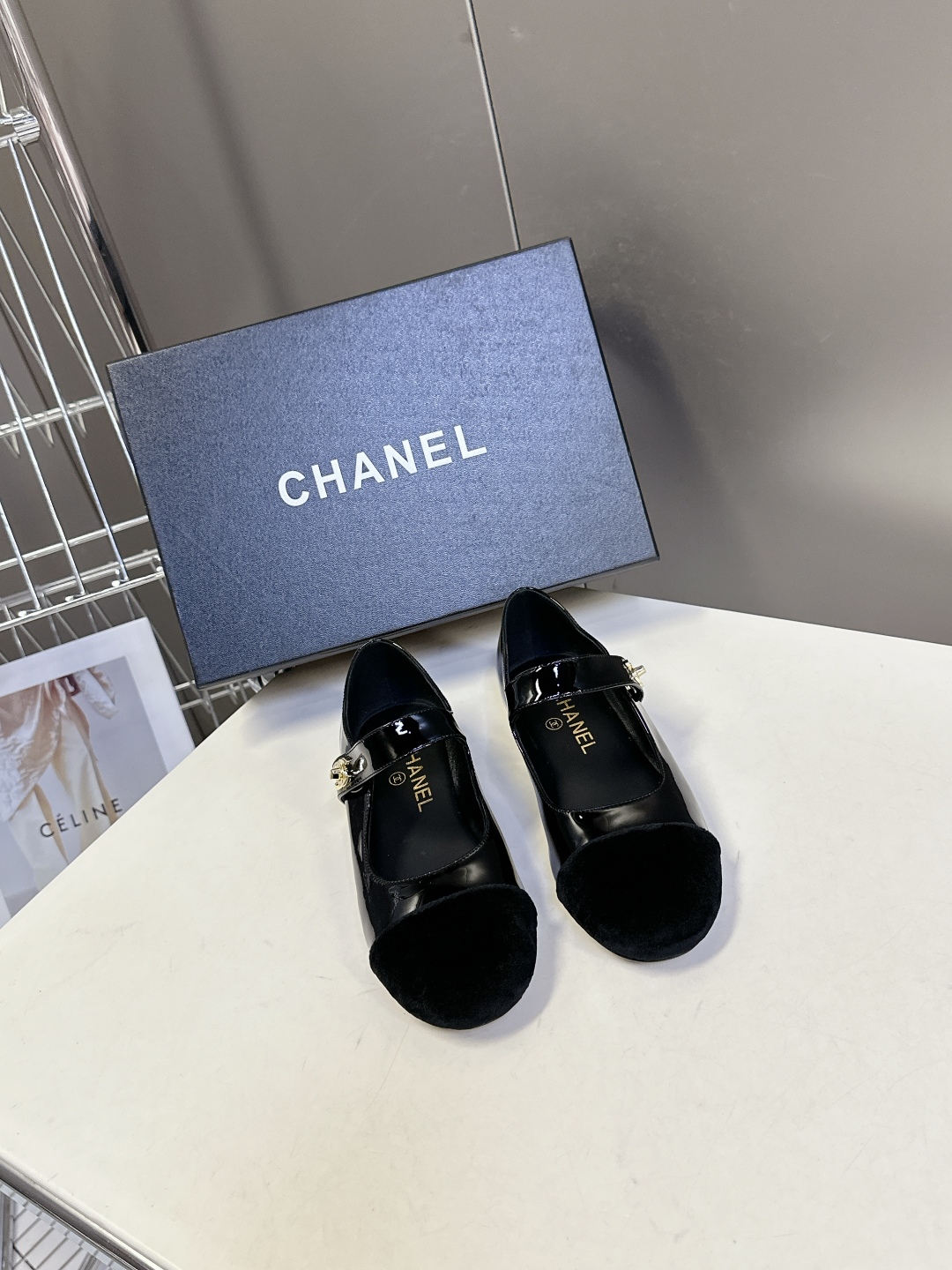 CHANEL 샤넬 클래식 플랫 슈즈 신발