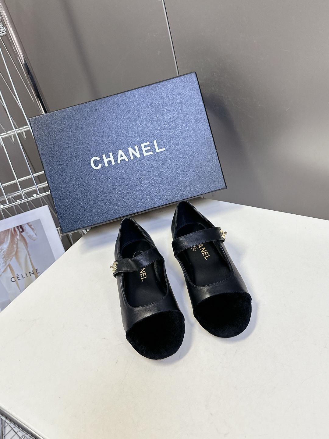 CHANEL 샤넬 클래식 플랫 슈즈 신발