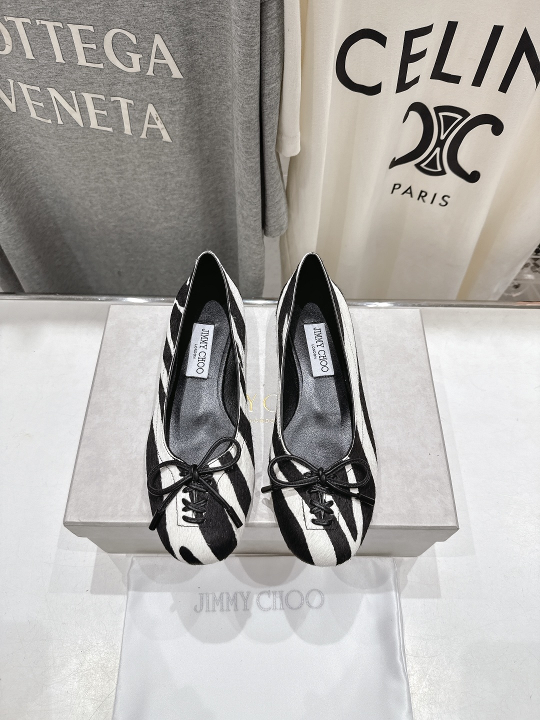 JIMMY CHOO 지미추 리본 스트랩 플랫 슈즈 신발