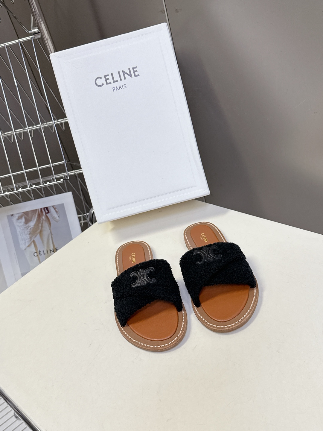 CELINE 셀린느 트리옹프 로마 스타일 빈티지 슬리퍼 신발