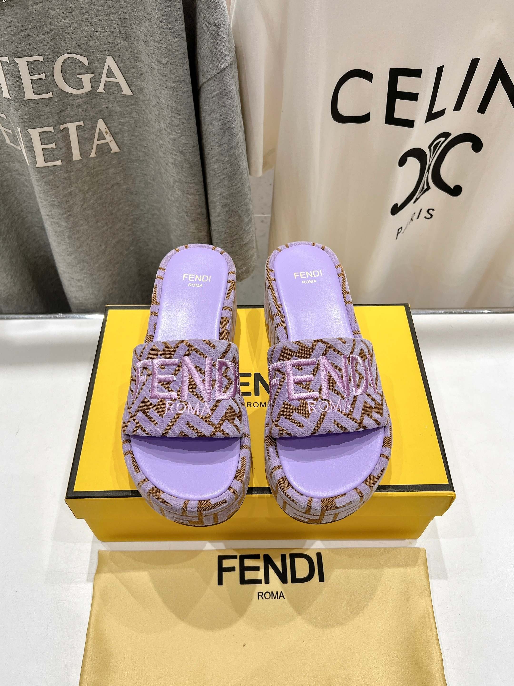 Fendi 펜디 통굽 웨지힐 슬립온 슬리퍼 신발