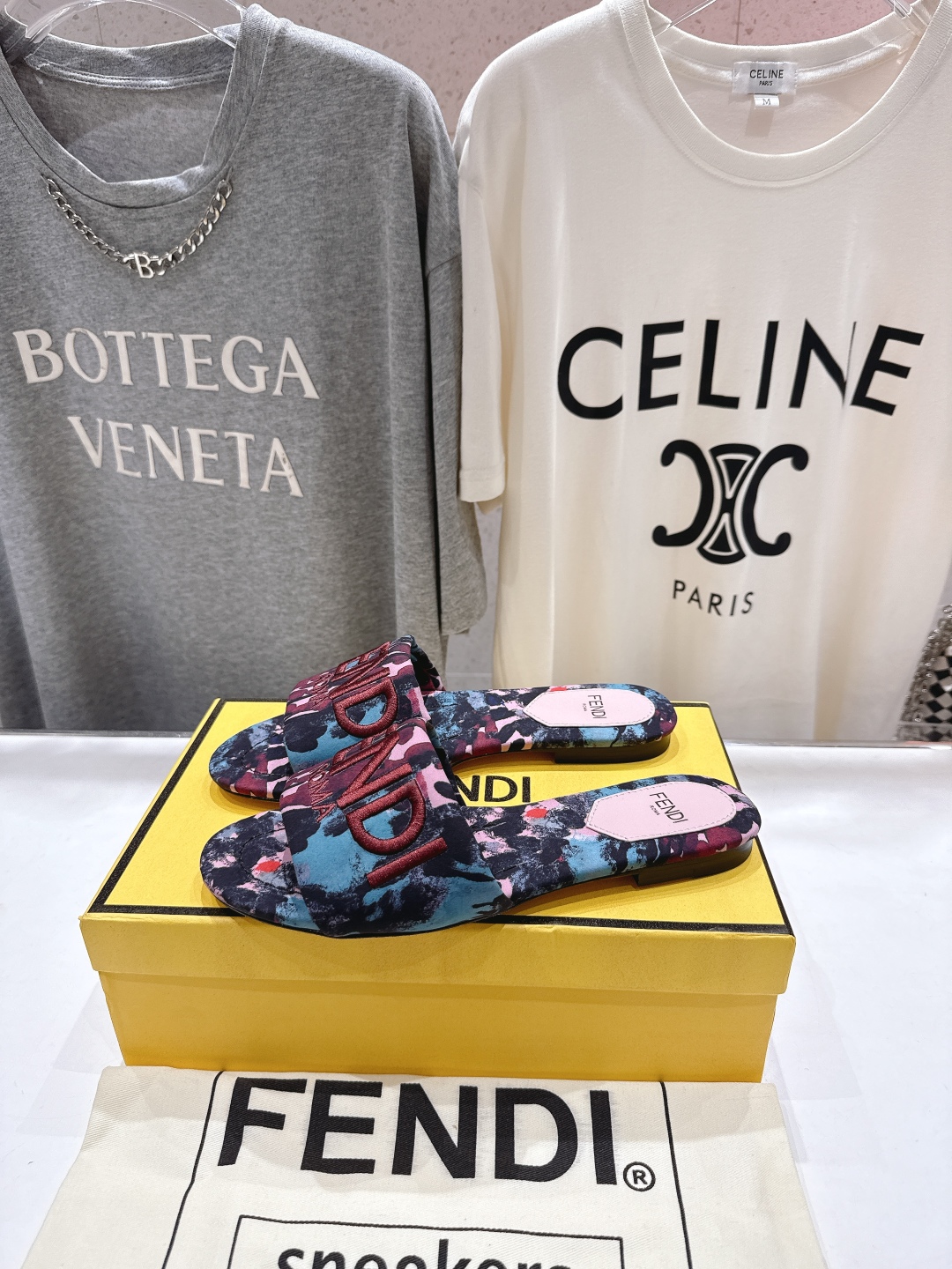 Fendi 펜디 플랫 슬리퍼 신발