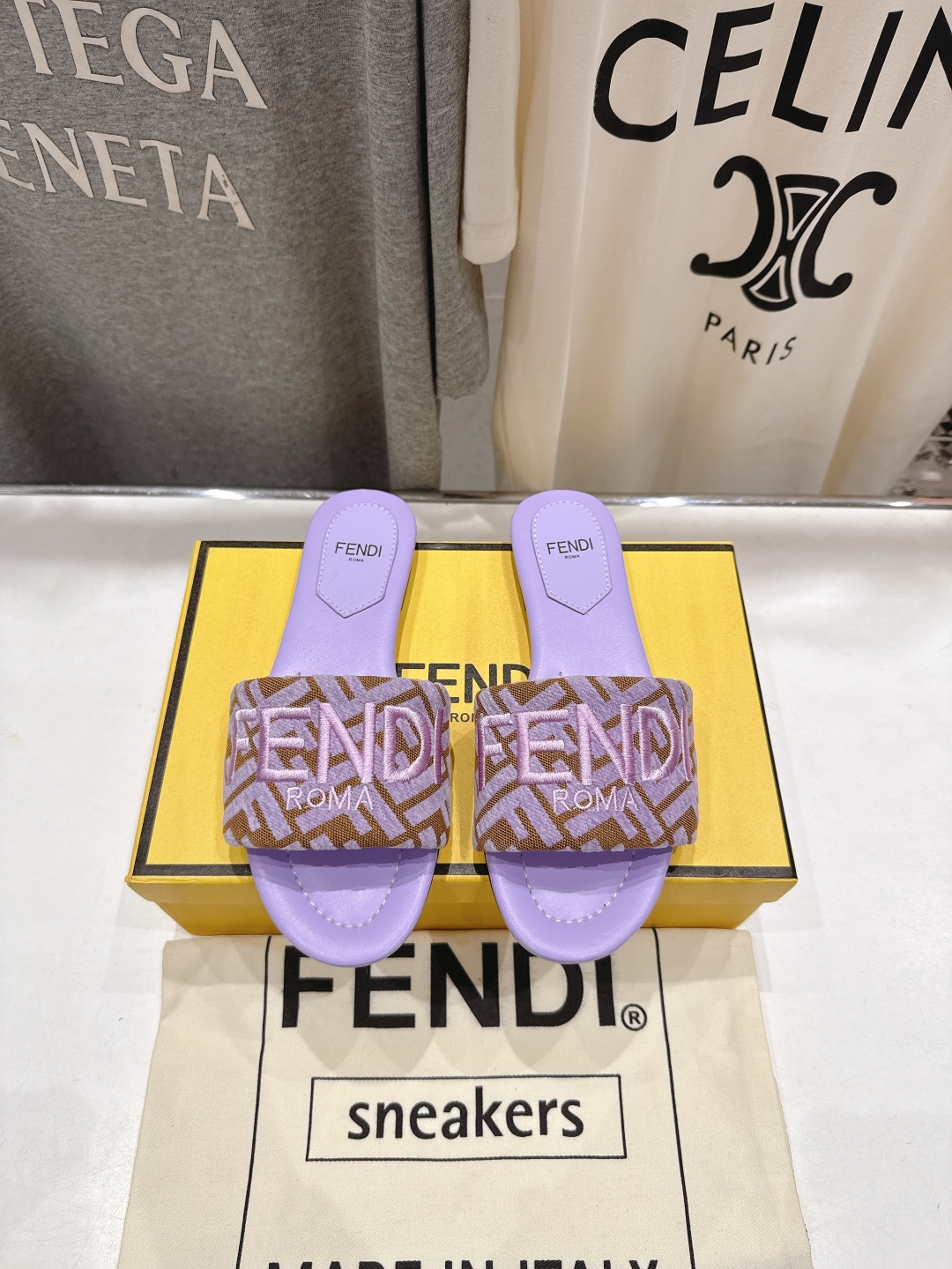 Fendi 펜디 플랫 슬리퍼 신발