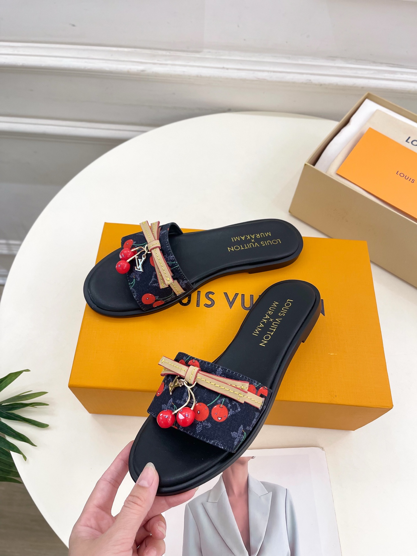 LV 루이비통 플랫 슬리퍼 신발