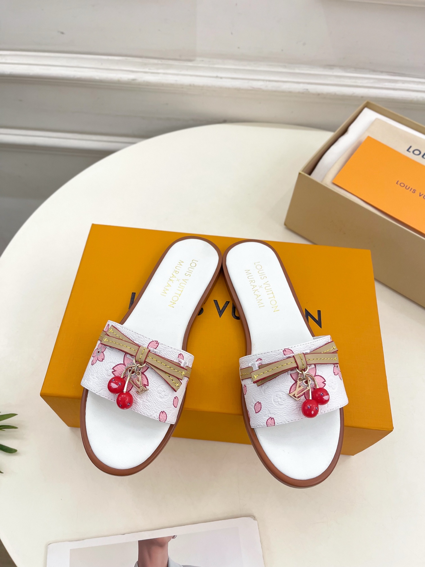 LV 루이비통 플랫 슬리퍼 신발