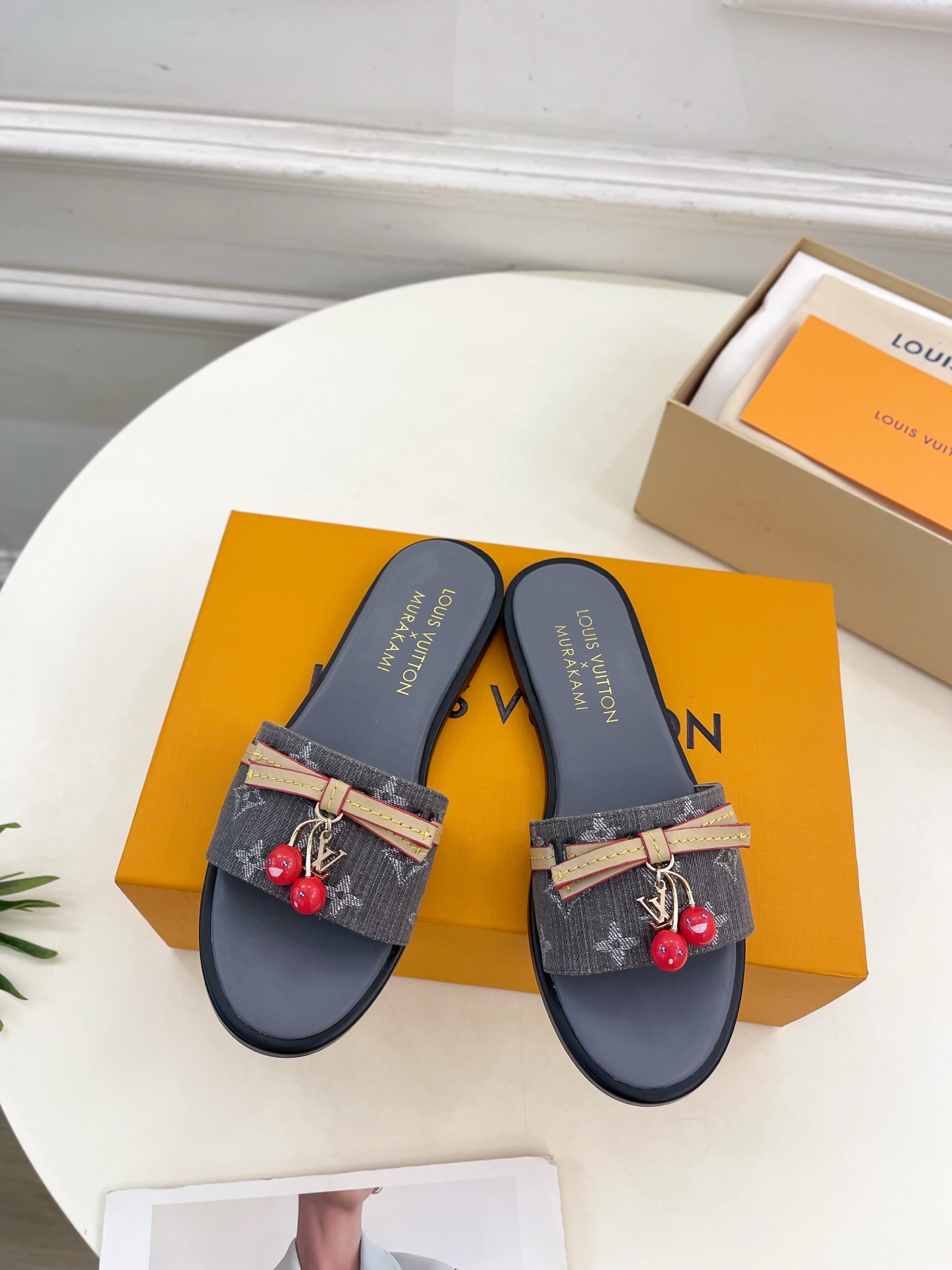 LV 루이비통 플랫 슬리퍼 신발