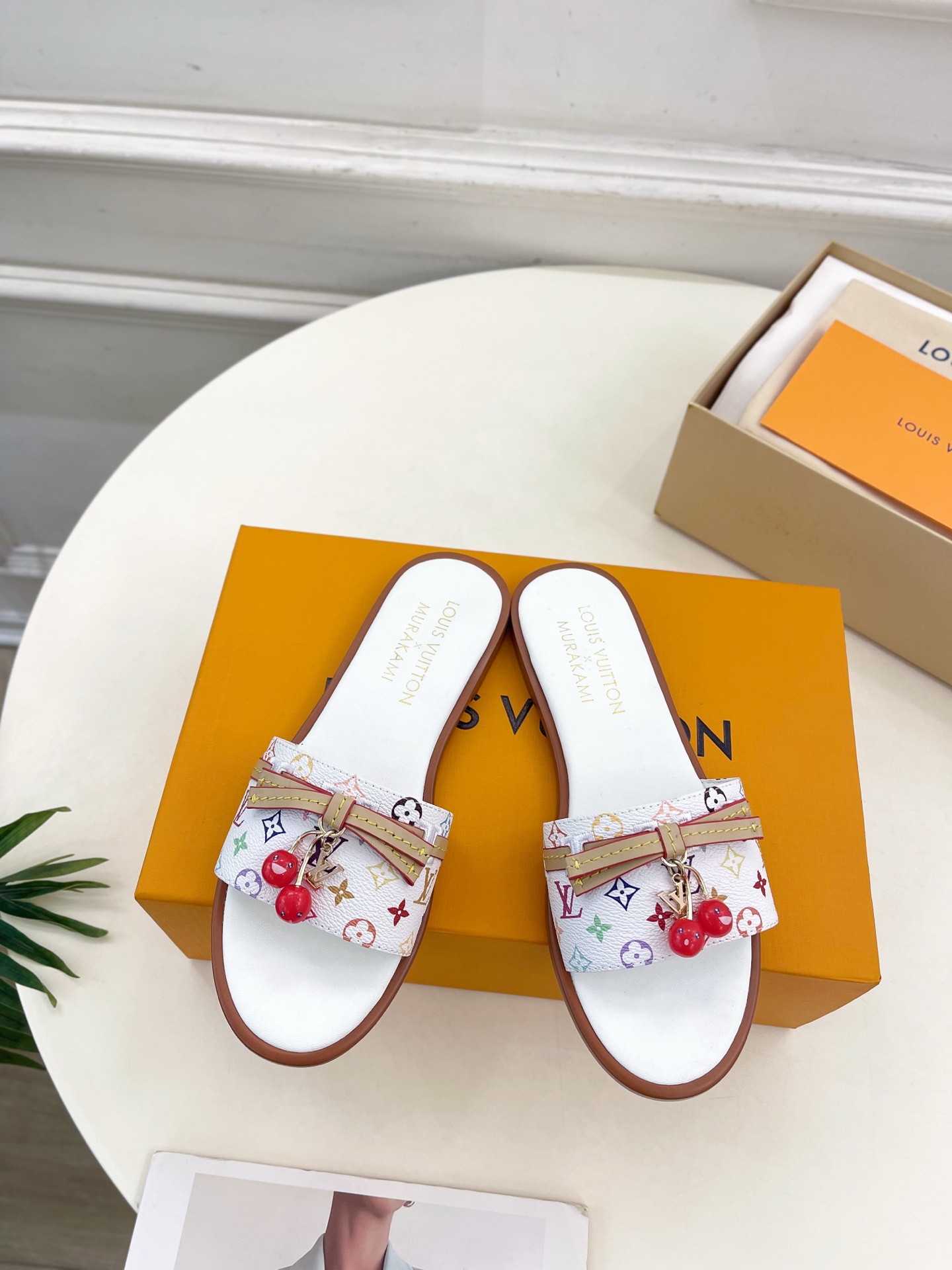 LV 루이비통 플랫 슬리퍼 신발