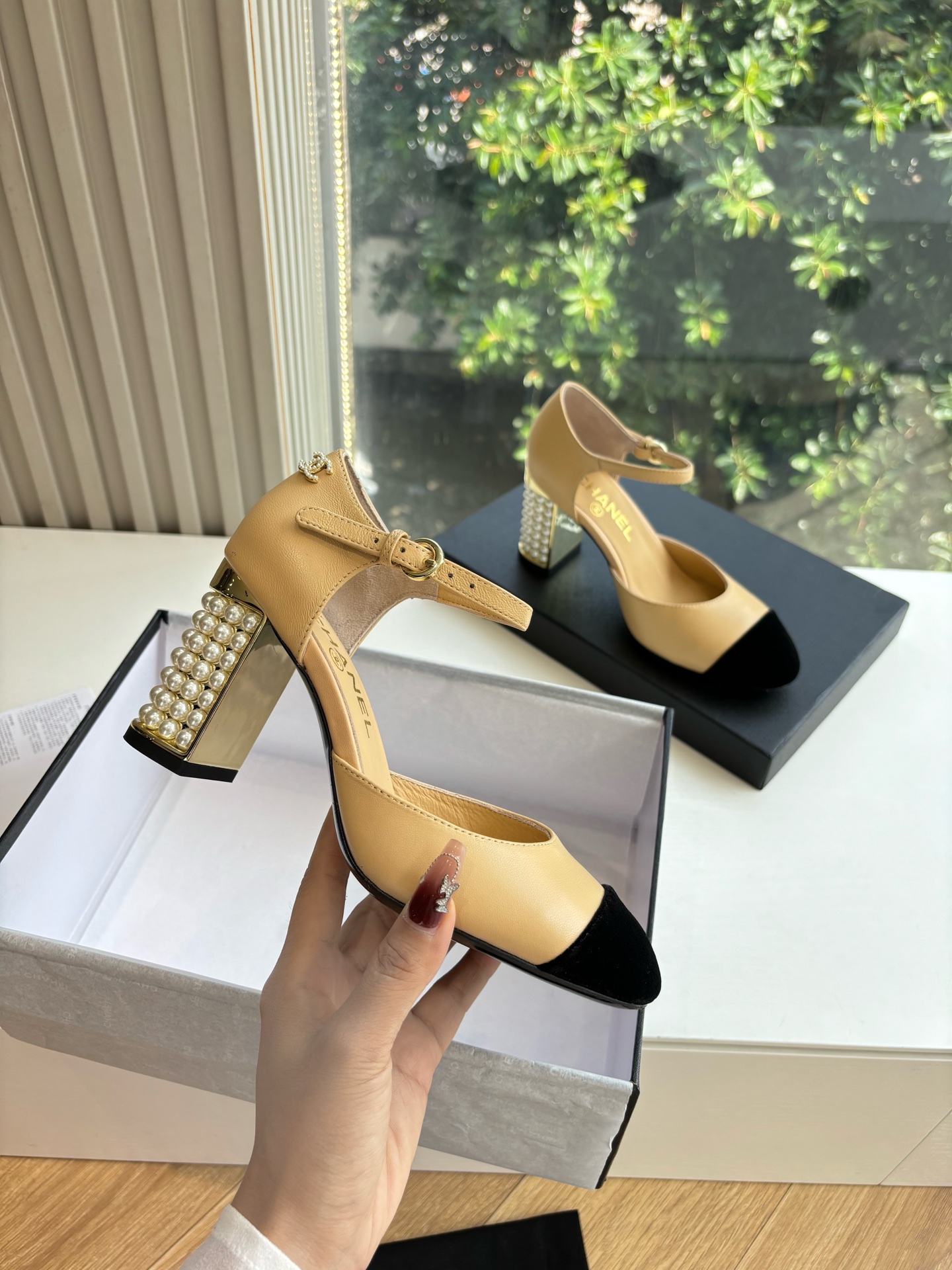 CHANEL 샤넬 굽 샌들 구두 신발