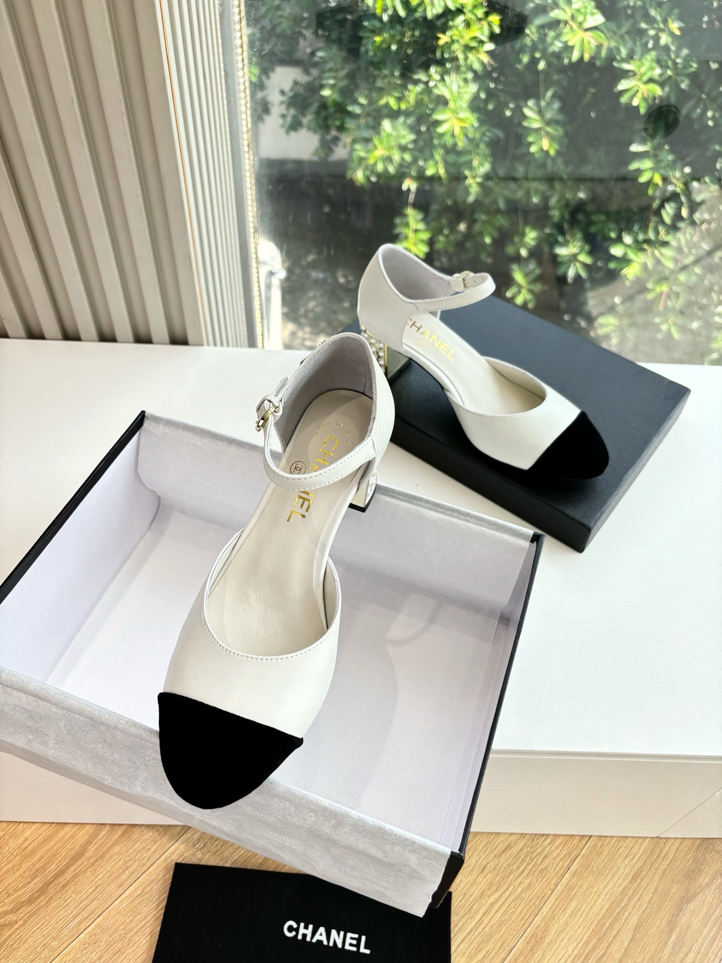 CHANEL 샤넬 굽 샌들 구두 신발