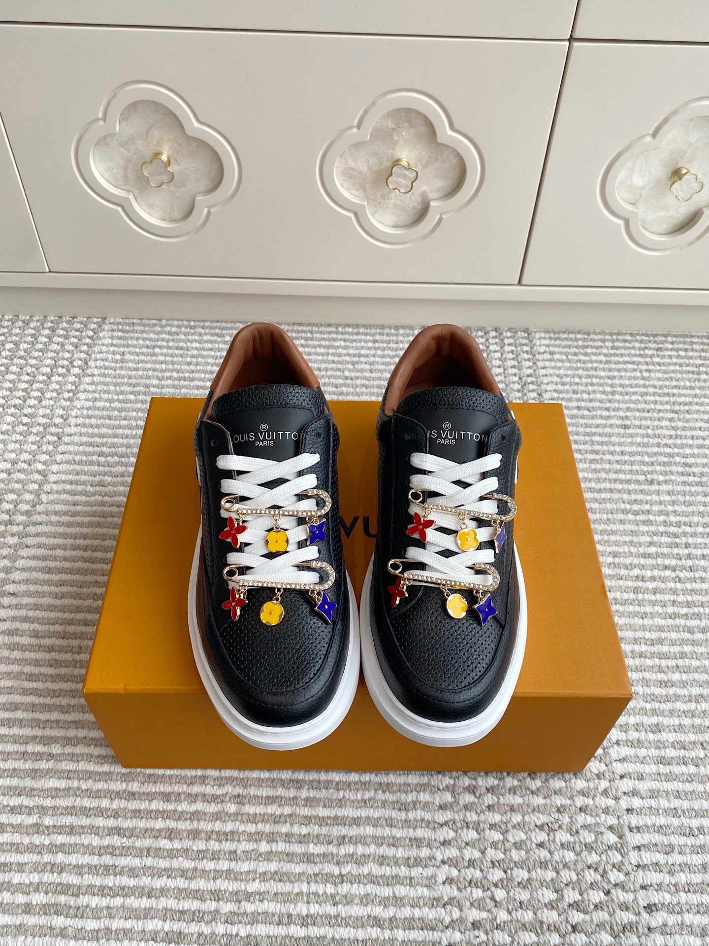 LV 루이비통 스니커즈 운동화 신발