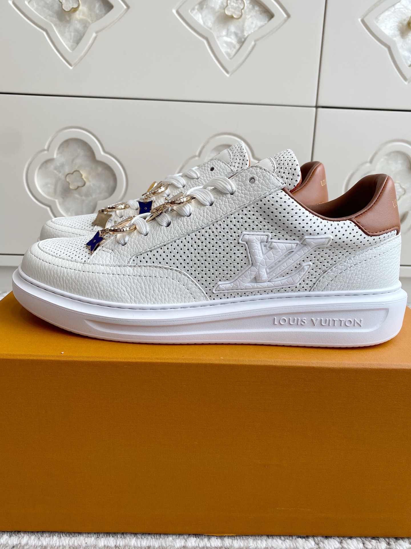 LV 루이비통 스니커즈 운동화 신발