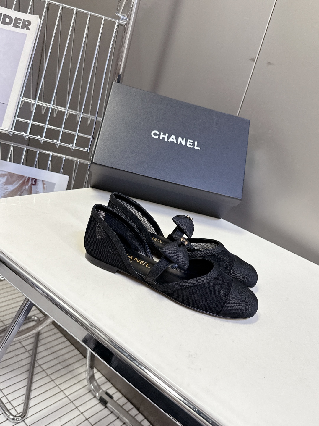 CHANEL 샤넬 리본 포인트 플랫 슈즈 단화 구두 신발