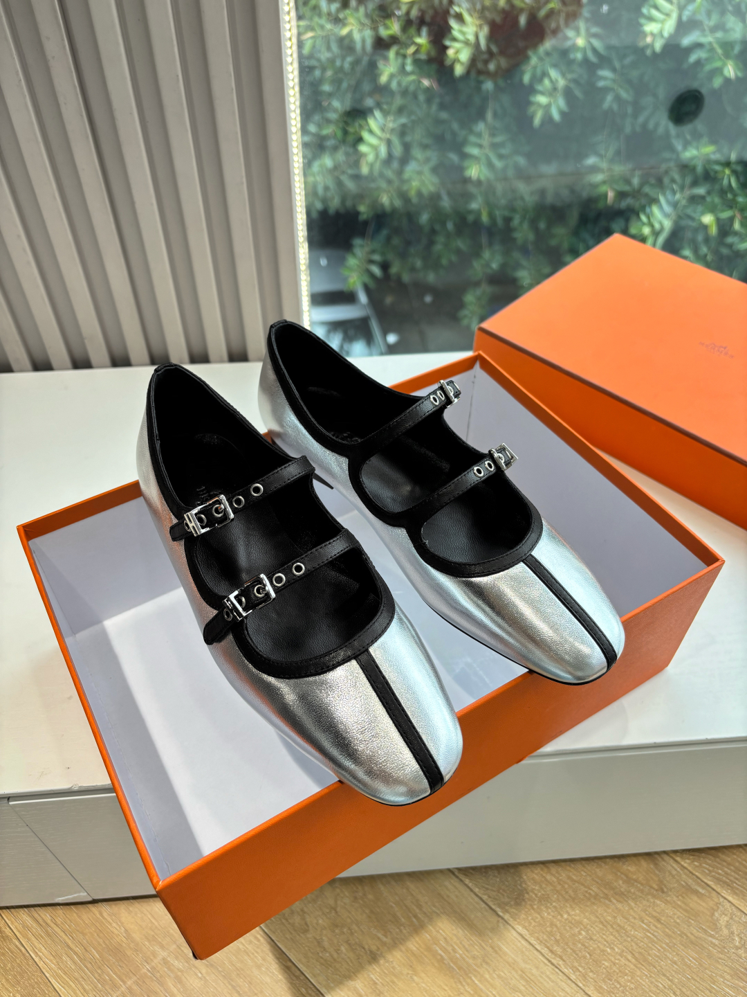 Hermes 에르메스 Kelly 켈리 버클 중굽 샌들 플랫 슈즈 신발