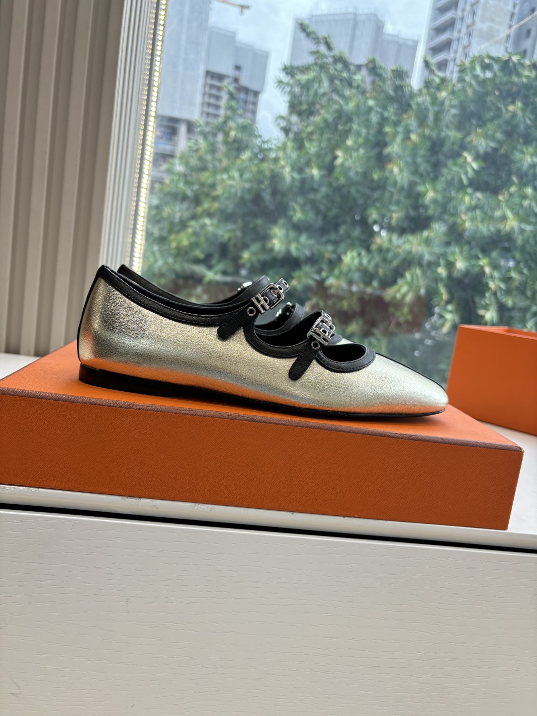 Hermes 에르메스 Kelly 켈리 버클 중굽 샌들 플랫 슈즈 신발