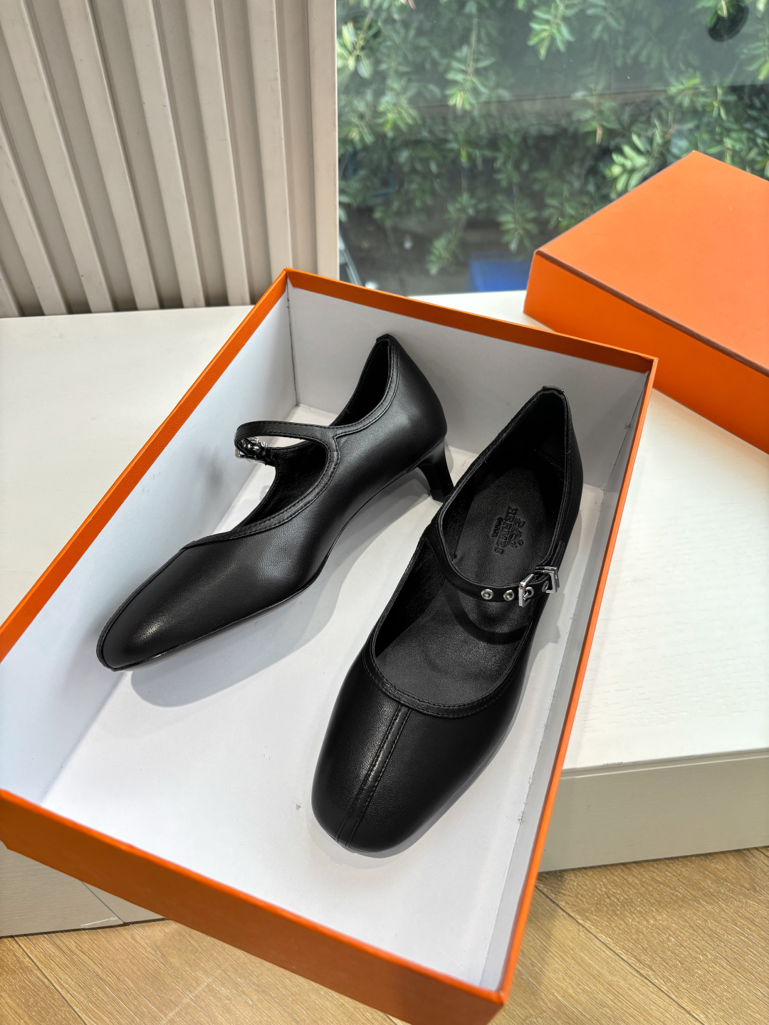 Hermes 에르메스 Kelly 켈리 버클 중굽 샌들 구두 신발