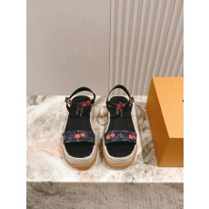 LV 루이비통 통굽 페이턴트 가죽 플랫폼 샌들 신발