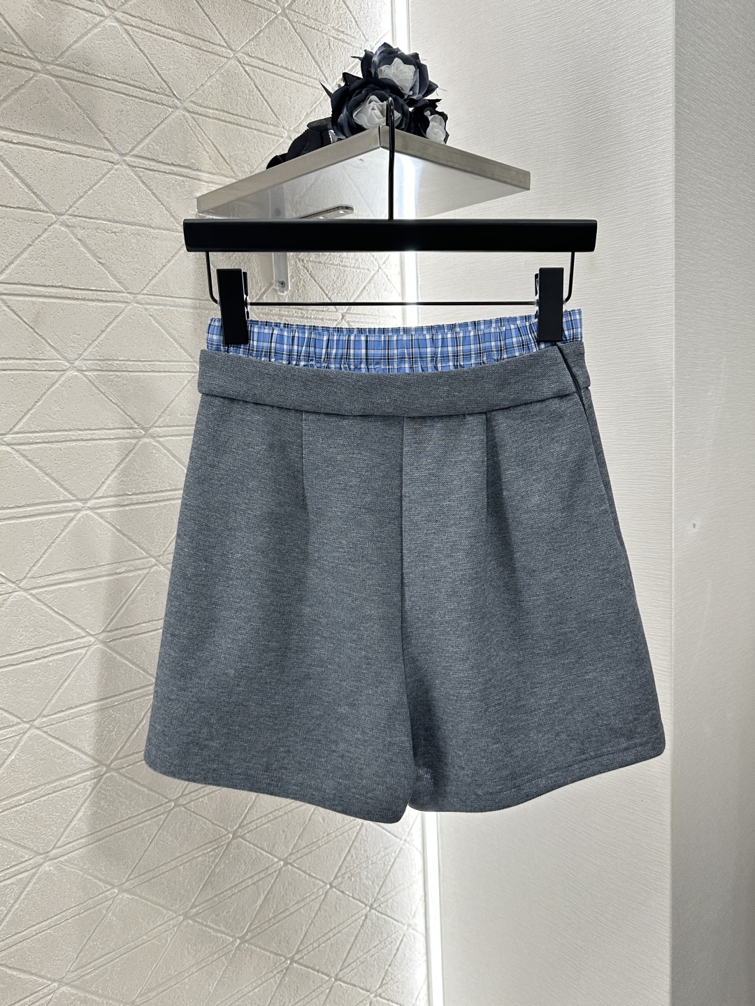 miumiu 미우미우 카라 긴팔 니트 + 치마 반바지 세트업 의류