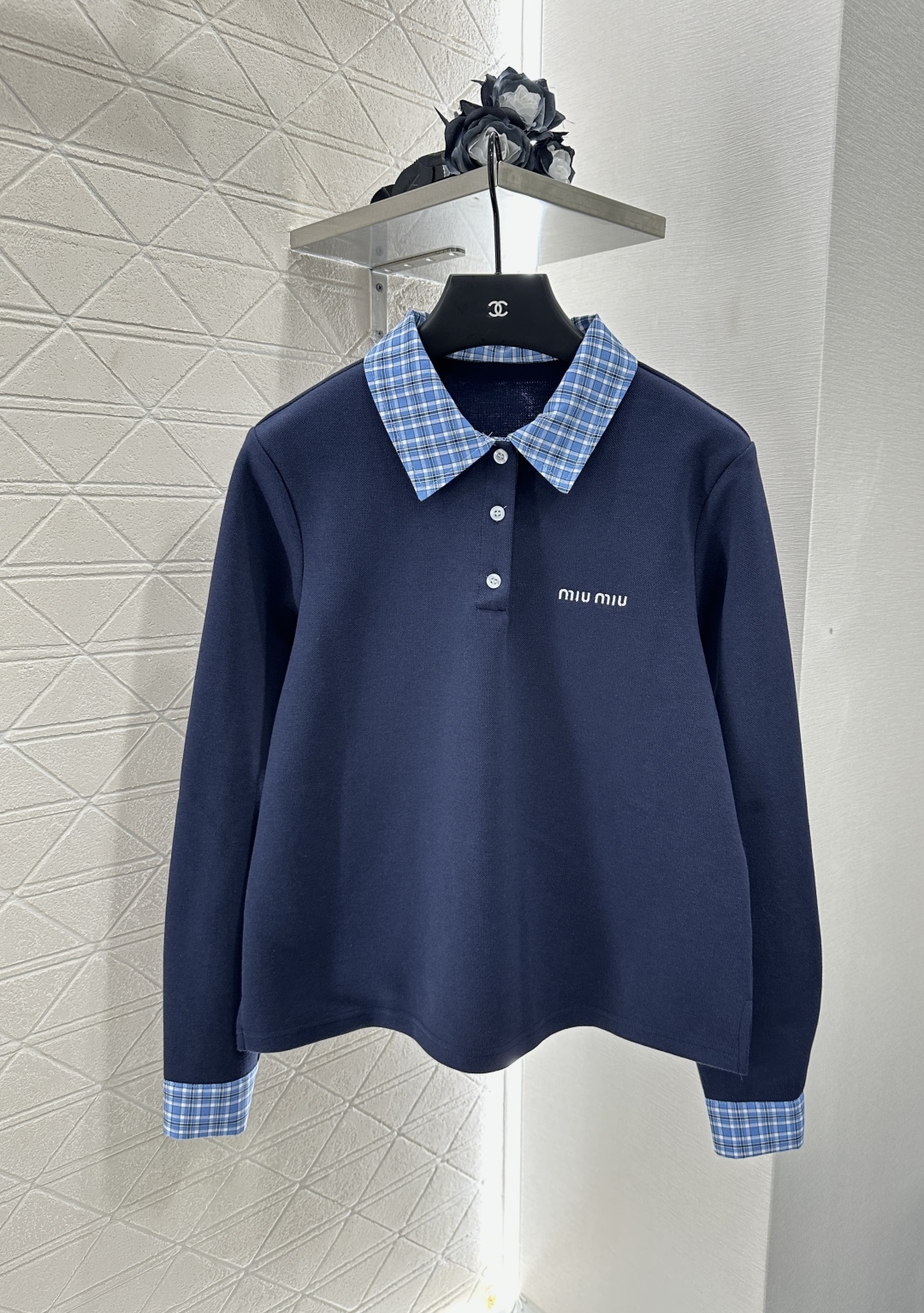 miumiu 미우미우 카라 긴팔 니트 + 치마 반바지 세트업 의류