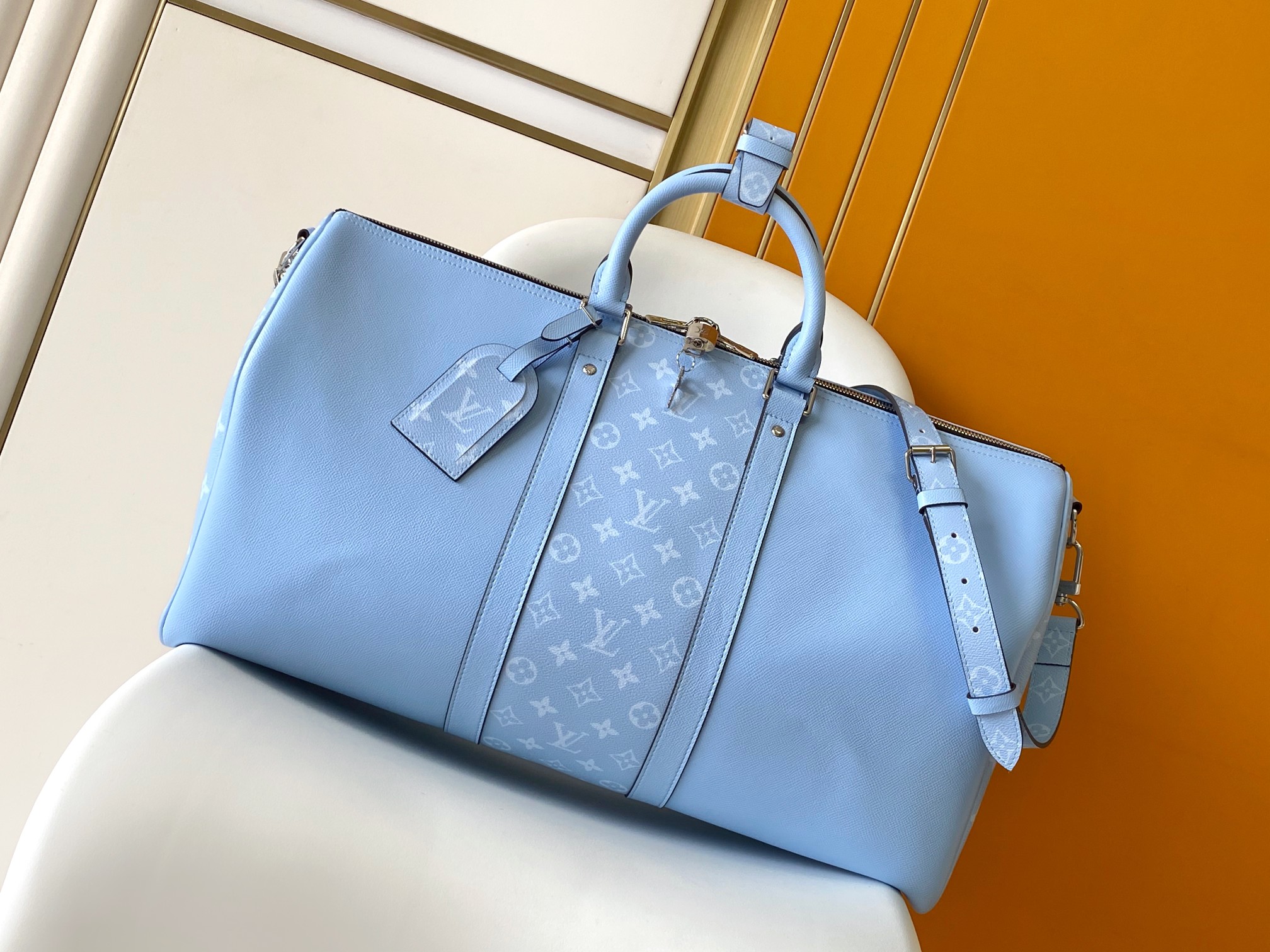 LV 루이비통 Keepall Bandouliere 50 여행가방
