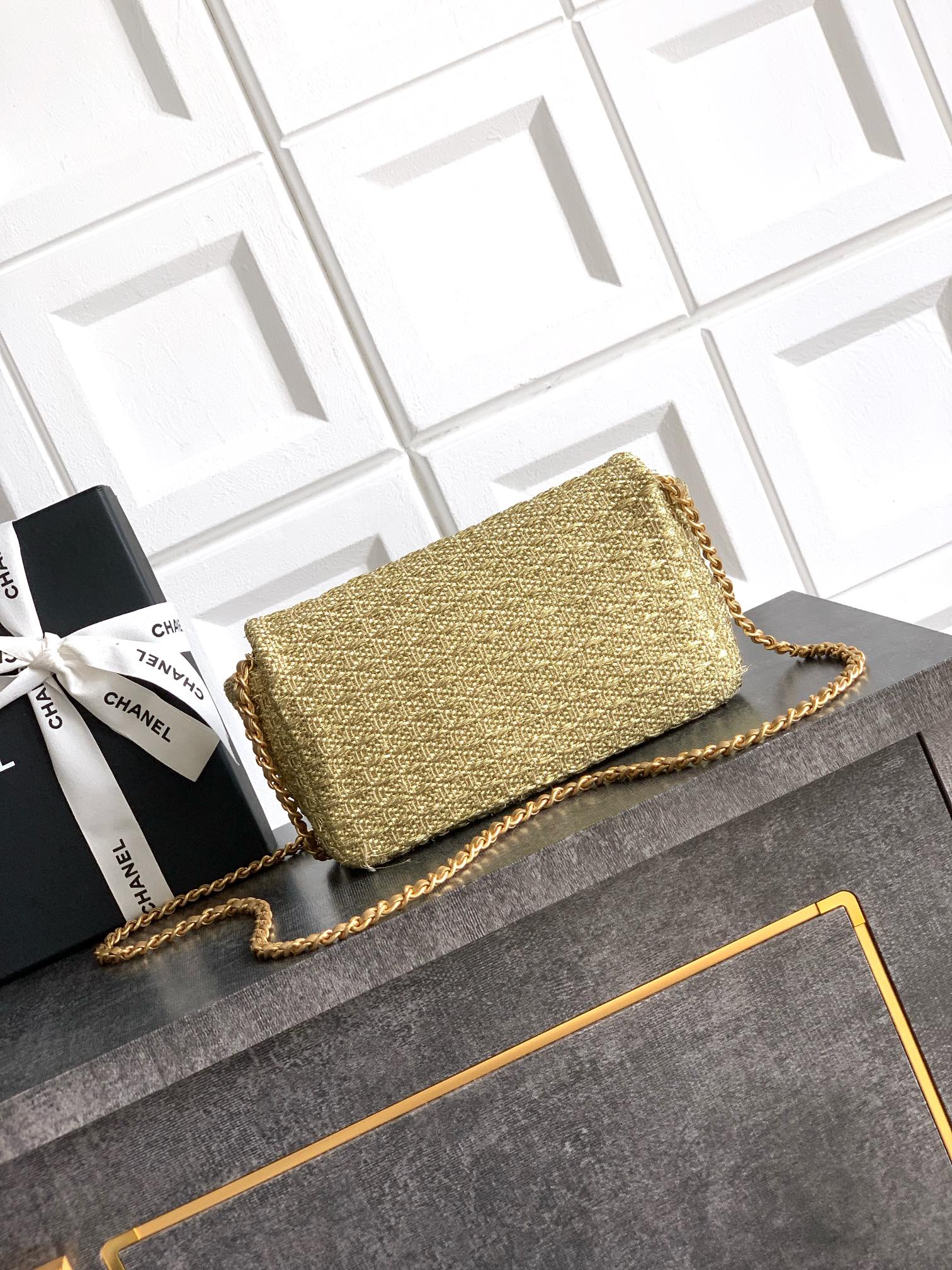 CHANEL 샤넬 플랩백 가방