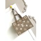 LV 루이비통 OnTheGo 미디움 토트백 가방