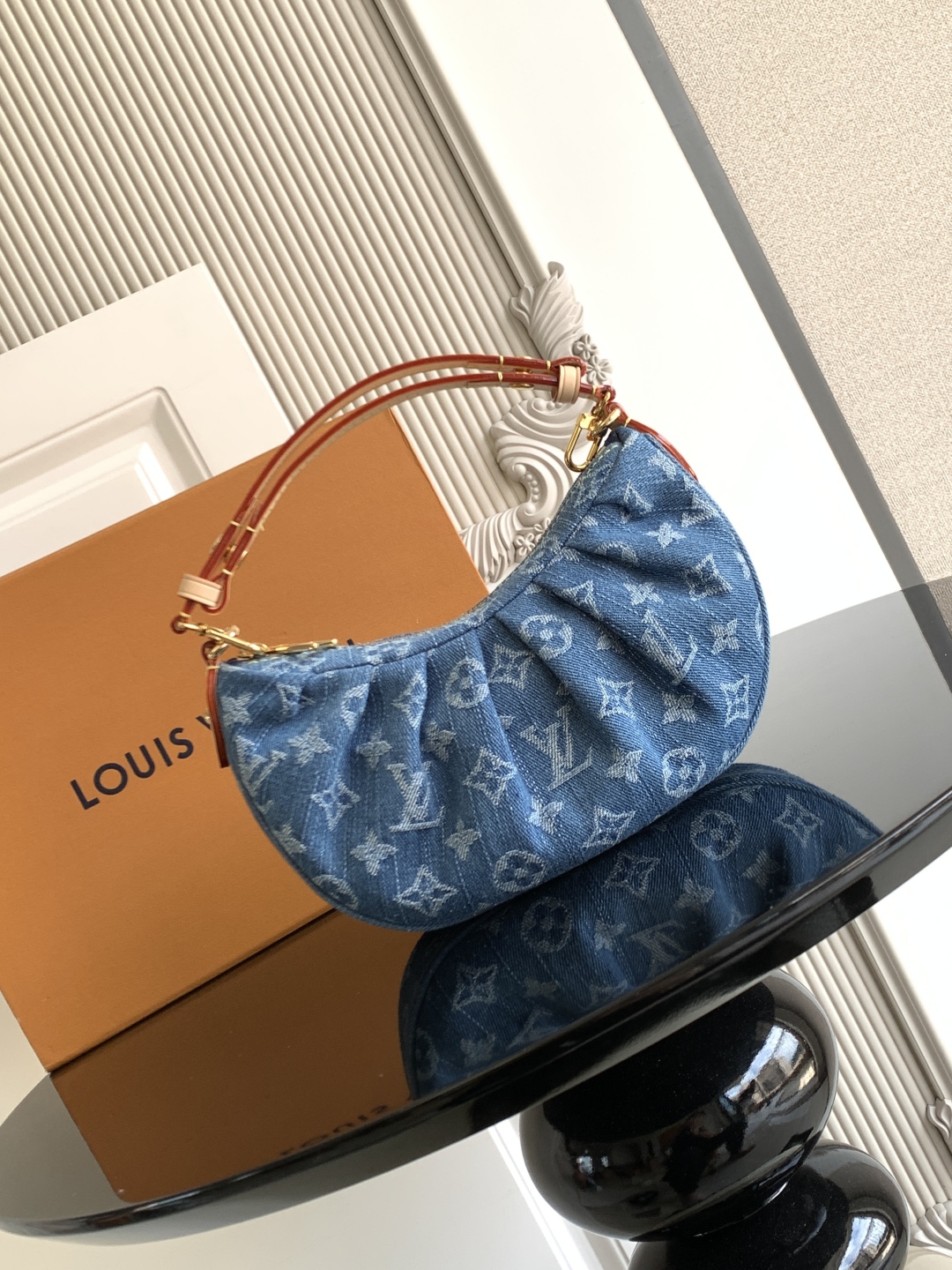 LV 루이비통 Pochette Vallee 핸드백 가방