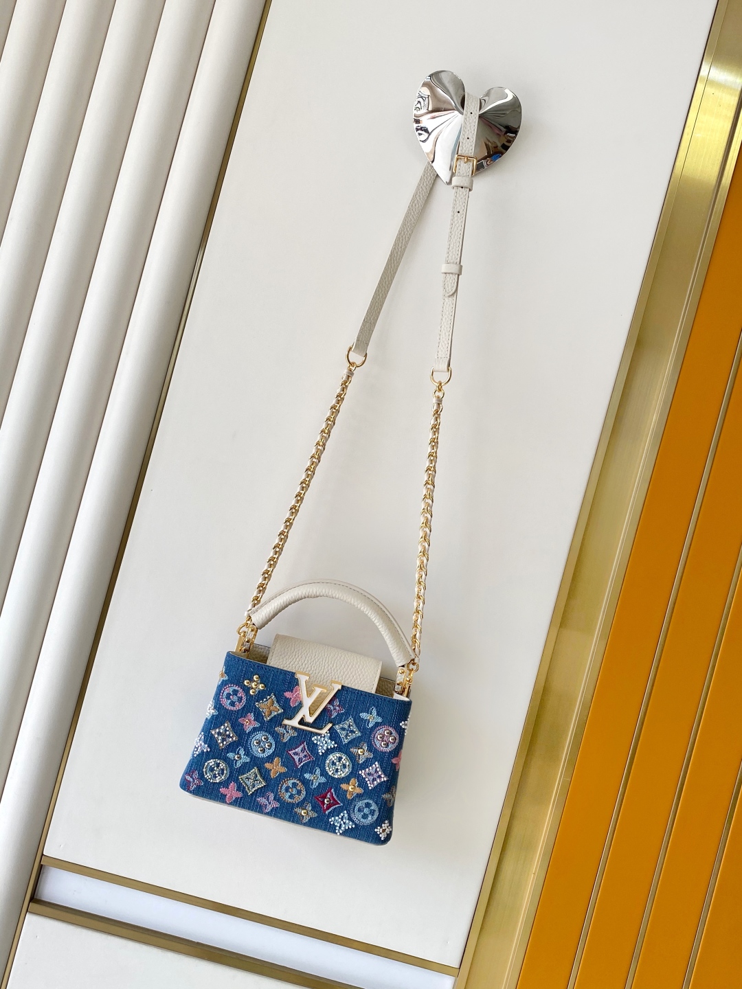 LV 루이비통 카퓌신 Capucines 미니 핸드백 가방