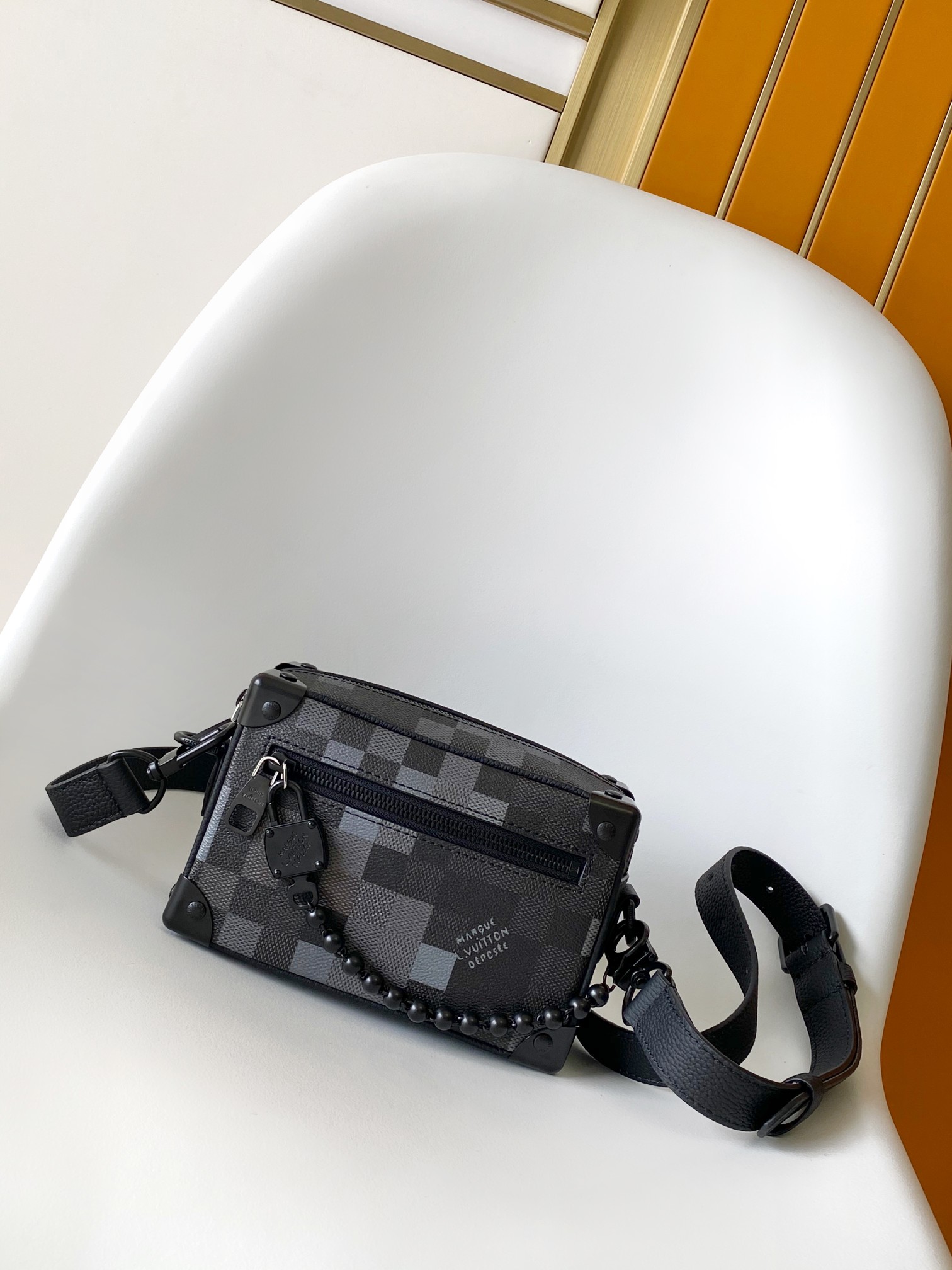 LV 루이비통 크로스백 트렁크백 가방