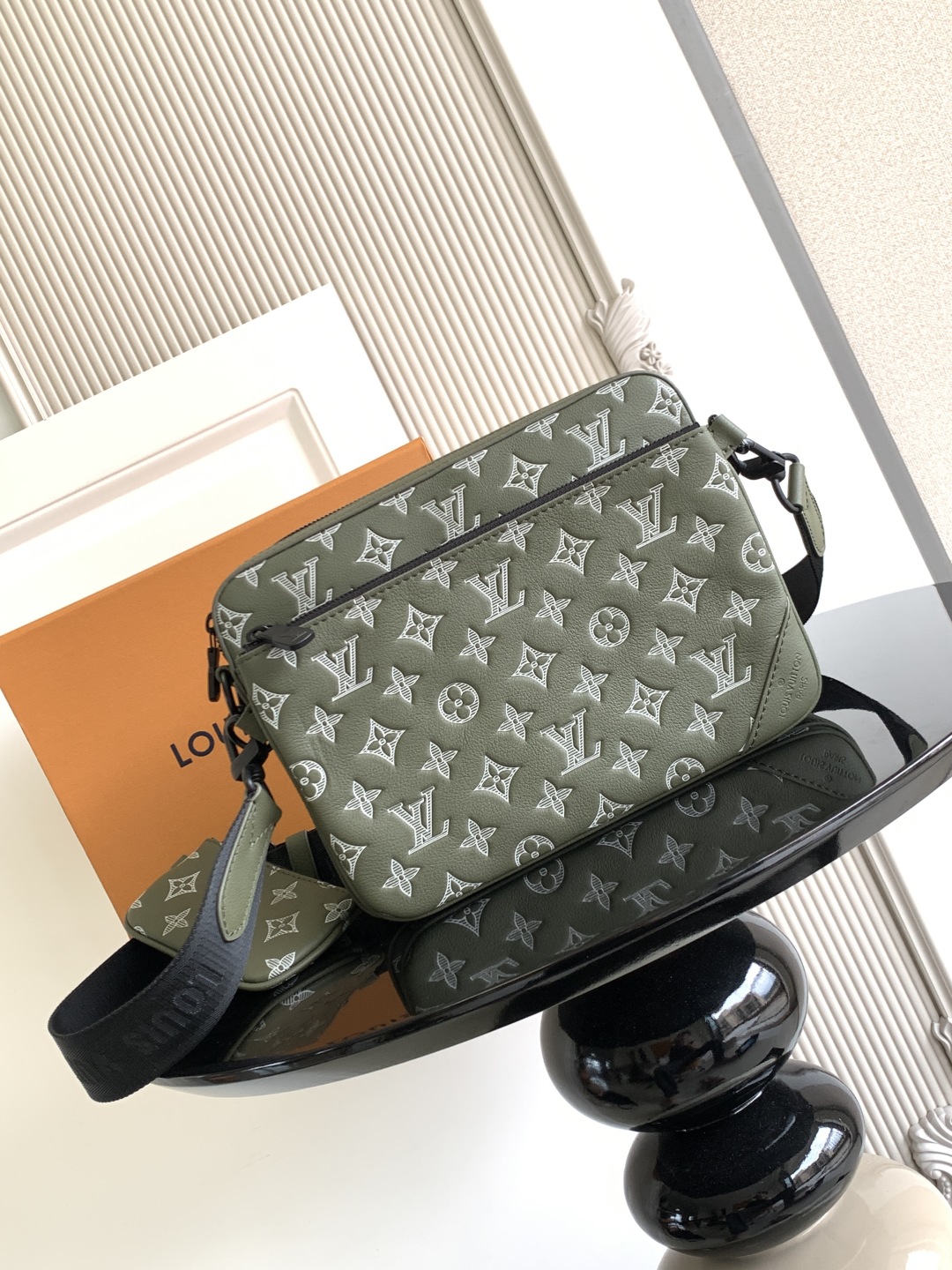 LV 루이비통 메신저백 크로스백 가방