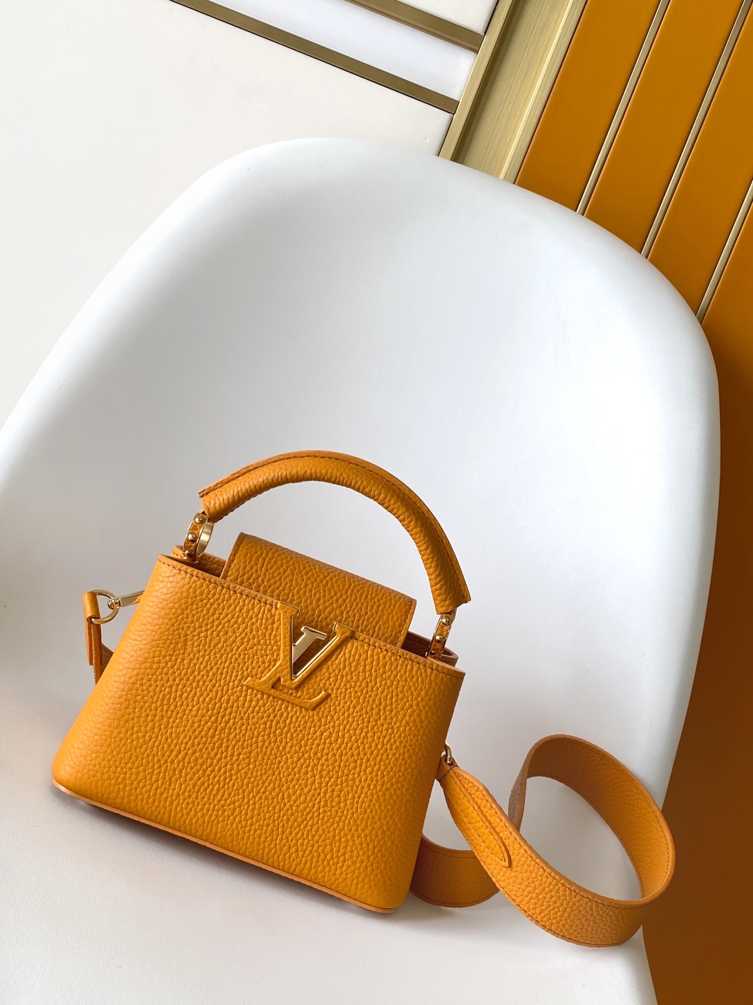 LV 루이비통 Capucines 미니 핸드백 숄더백 가방