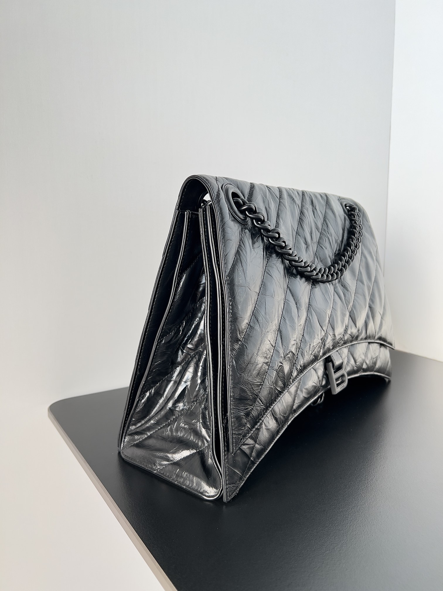 발렌시아가 크러시 체인백 (Balenciaga Crush Bag) 가방