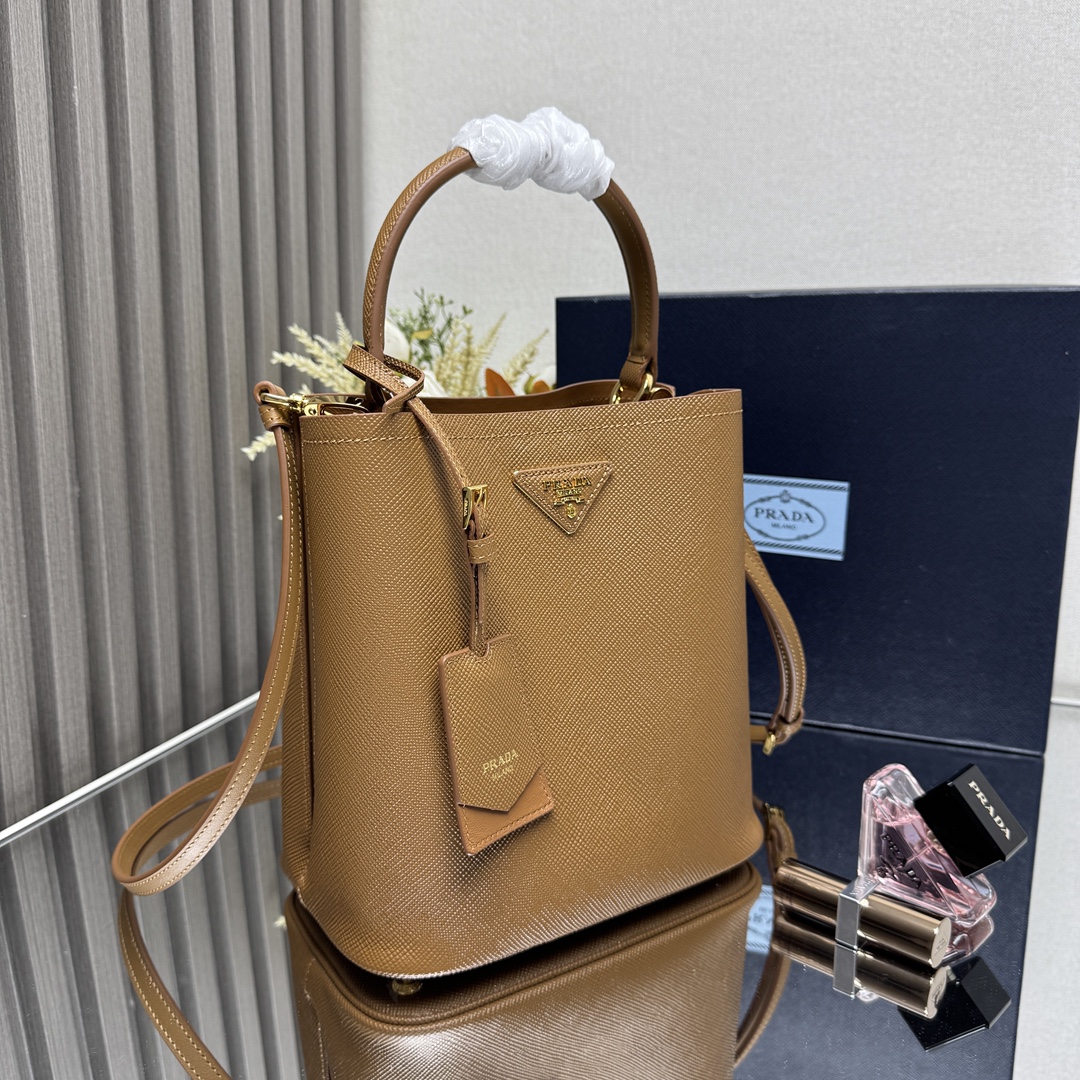 PRADA 프라다 1BA212 사피아노 버킷백 가방