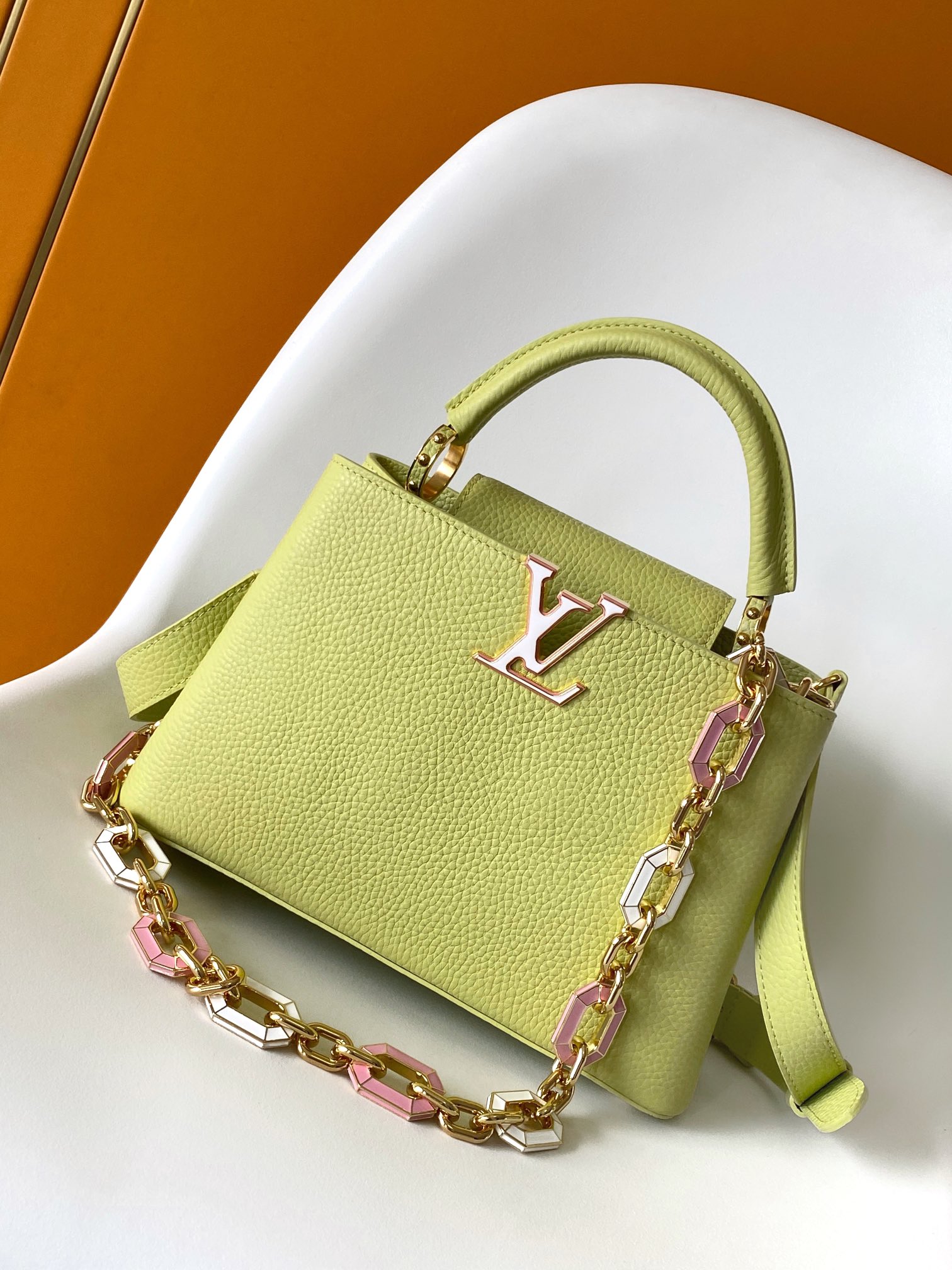 LV 루이비통 카퓌신 BB 체인백 토트백 가방