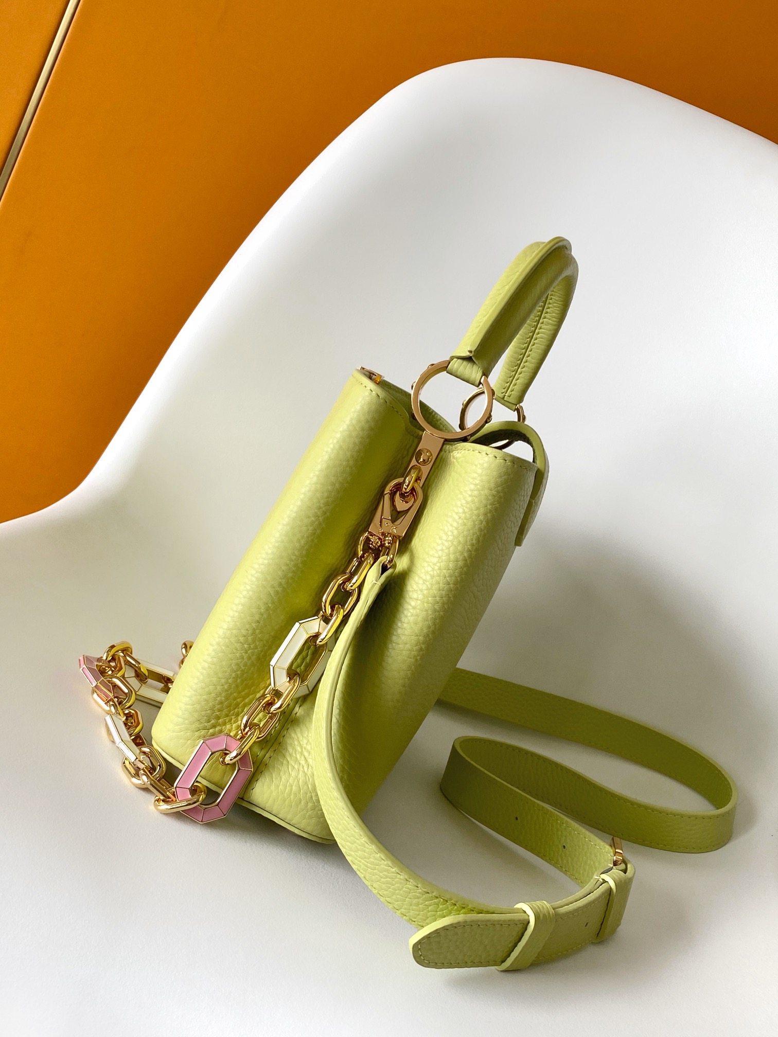 LV 루이비통 카퓌신 BB 체인백 토트백 가방