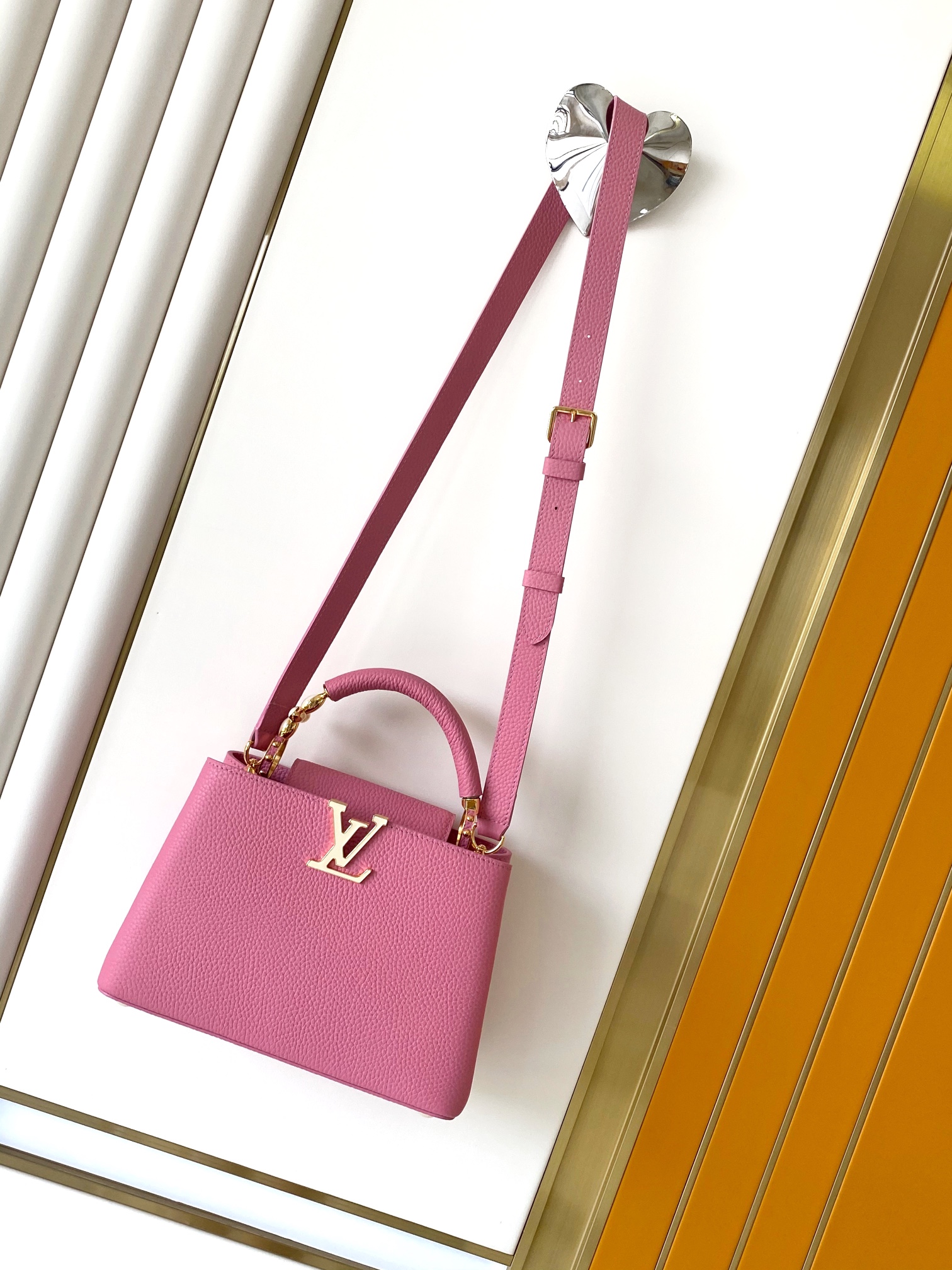 LV 루이비통 Capucines BB 체인백 가방