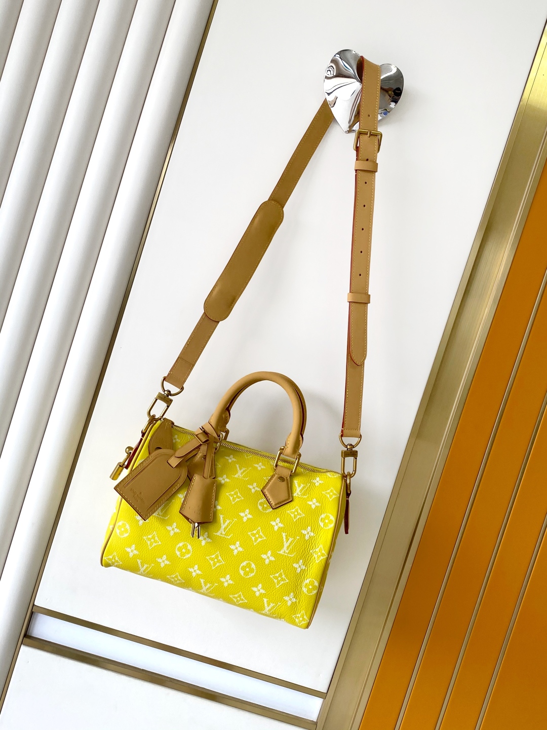 LV 루이비통 Bandoulière 25 토트백 가방