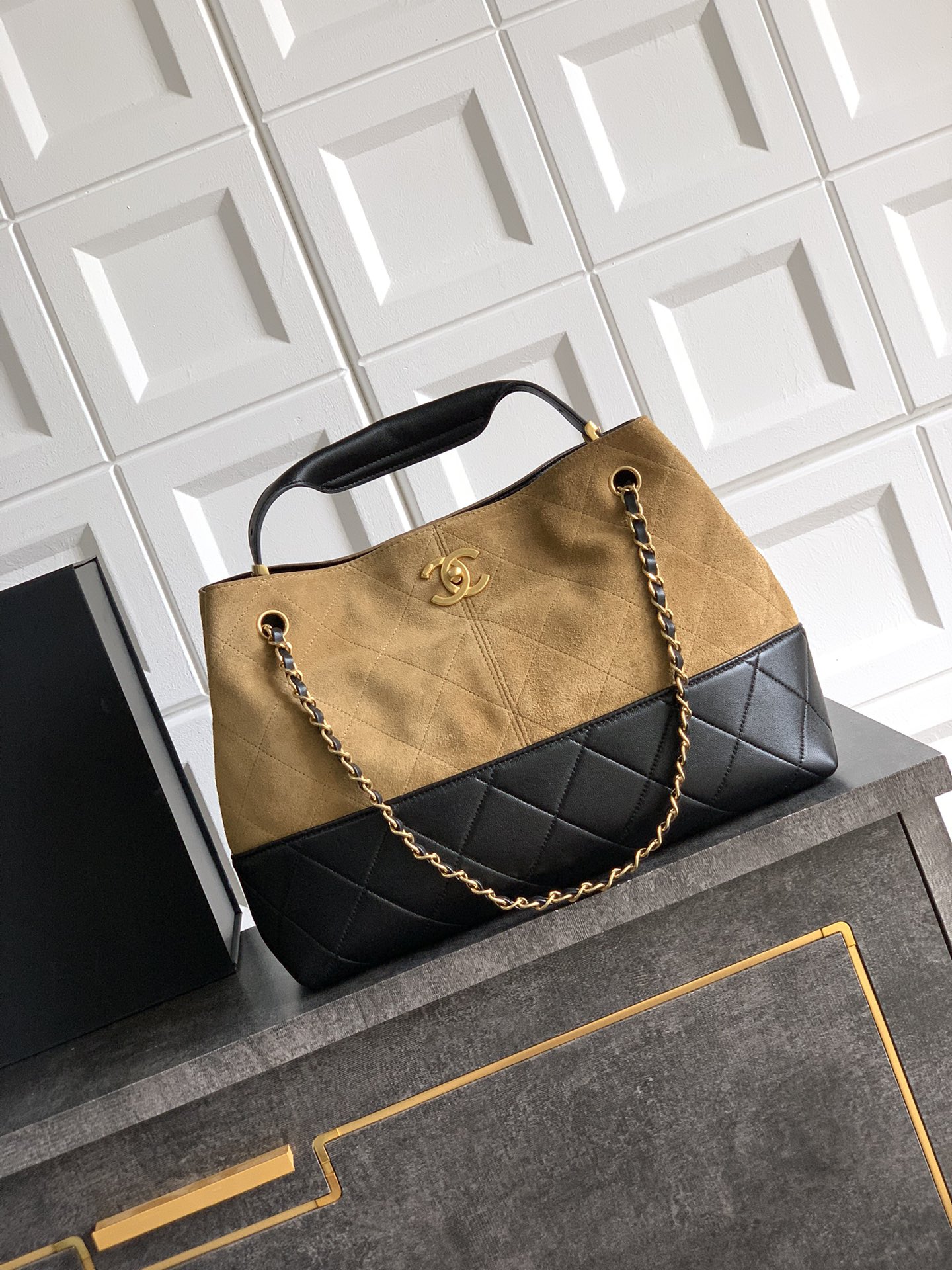 CHANEL 25A 샤넬 스웨이드 백 가방