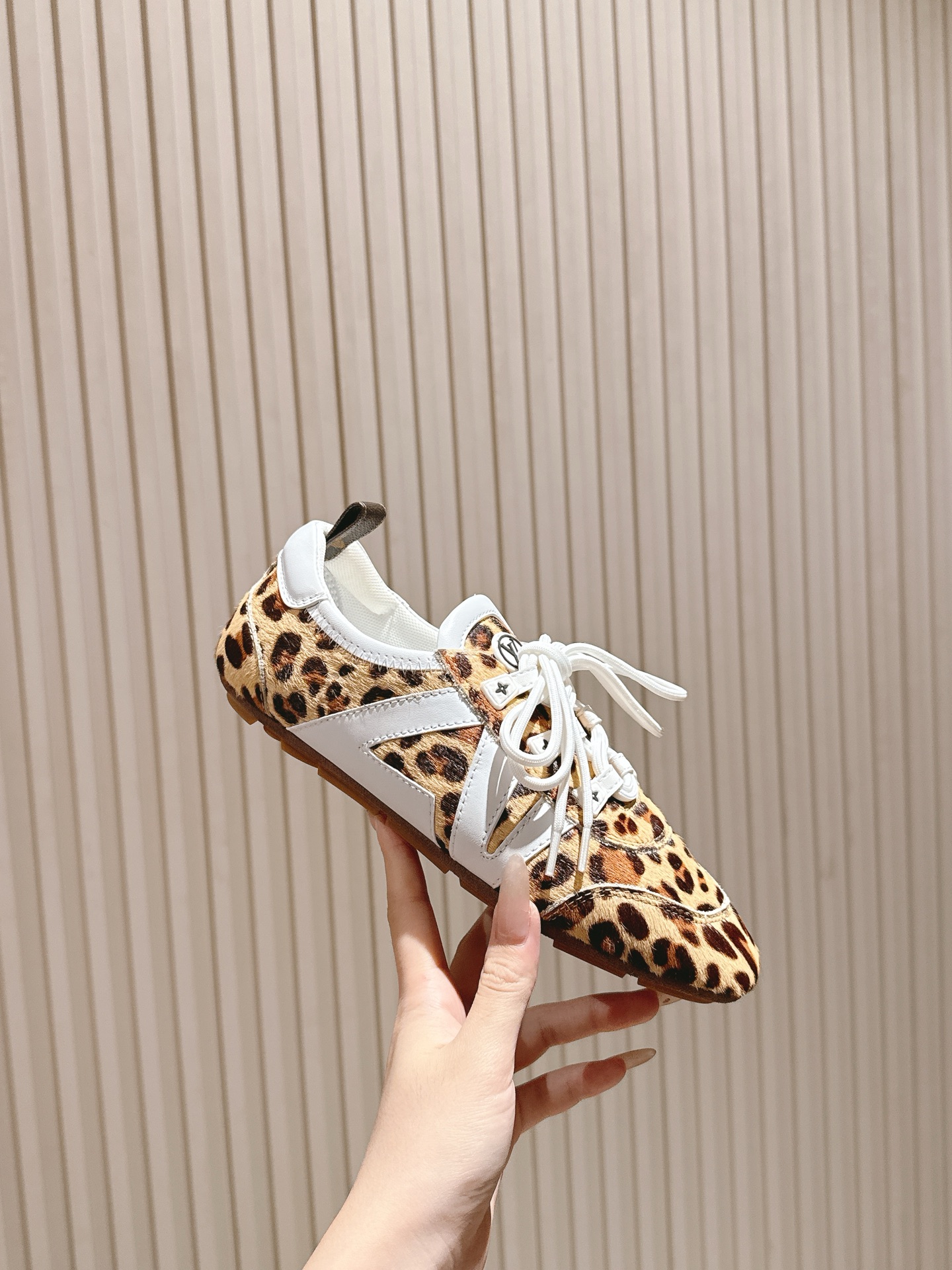 LV 루이비통 빈티지 러닝 스니커즈 신발