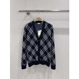 Burberry 체크 울 브이넥 니트 가디건 의류