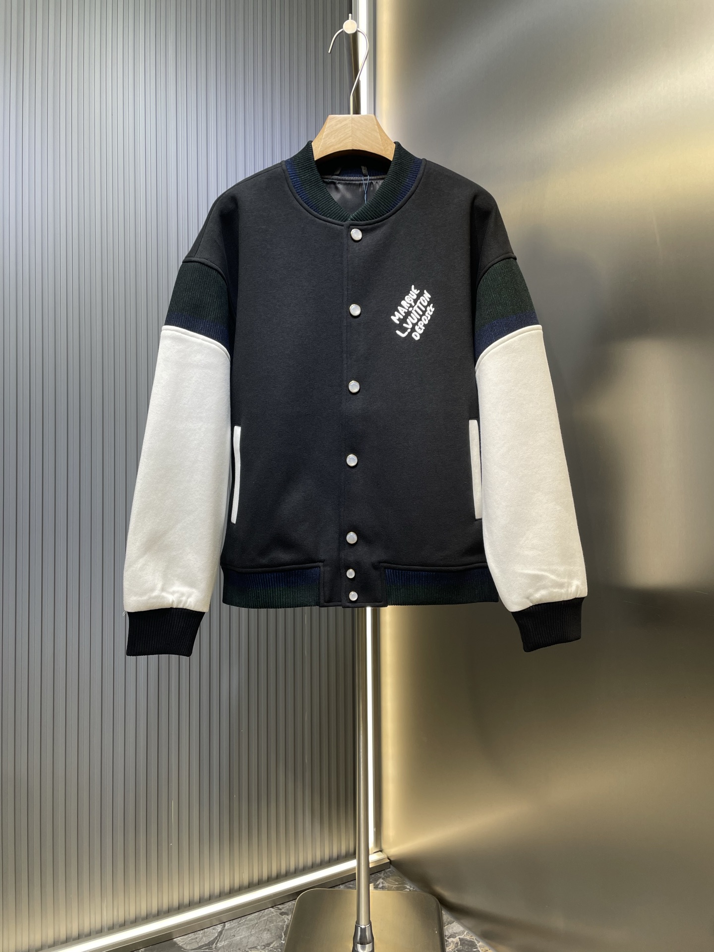 LV 루이비통 Louis Vuitton 베이스볼 셋업 자켓 의류
