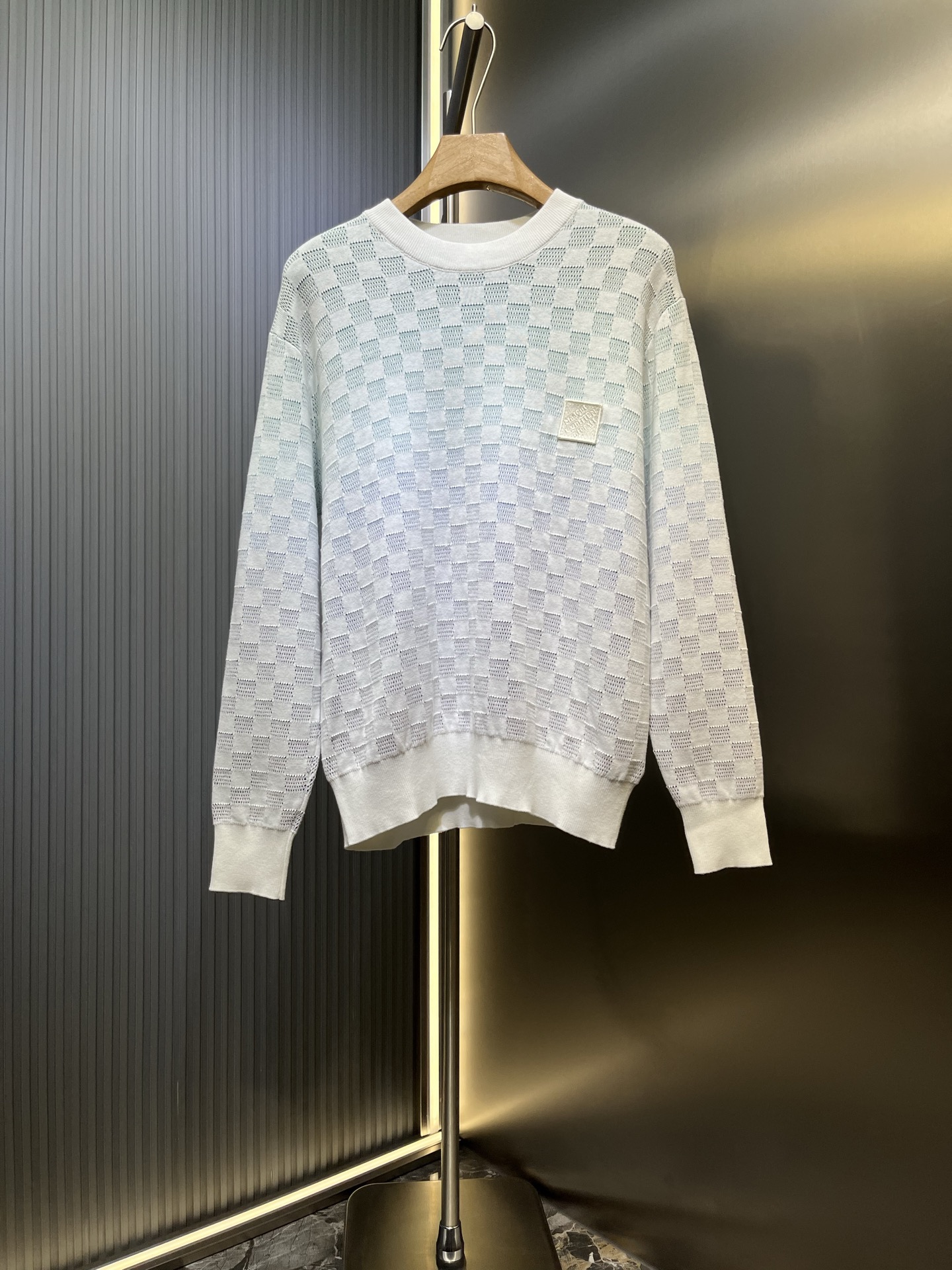 LV 루이비통 체커보드 그라데이션 자카드 긴팔 니트 의류