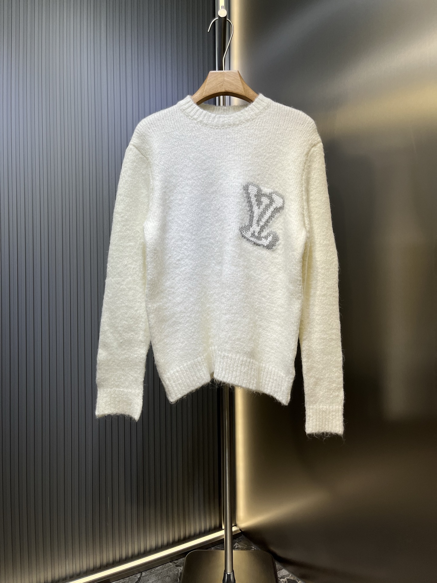 LV 루이비통 Louis Vuitton 긴팔 니트 의류