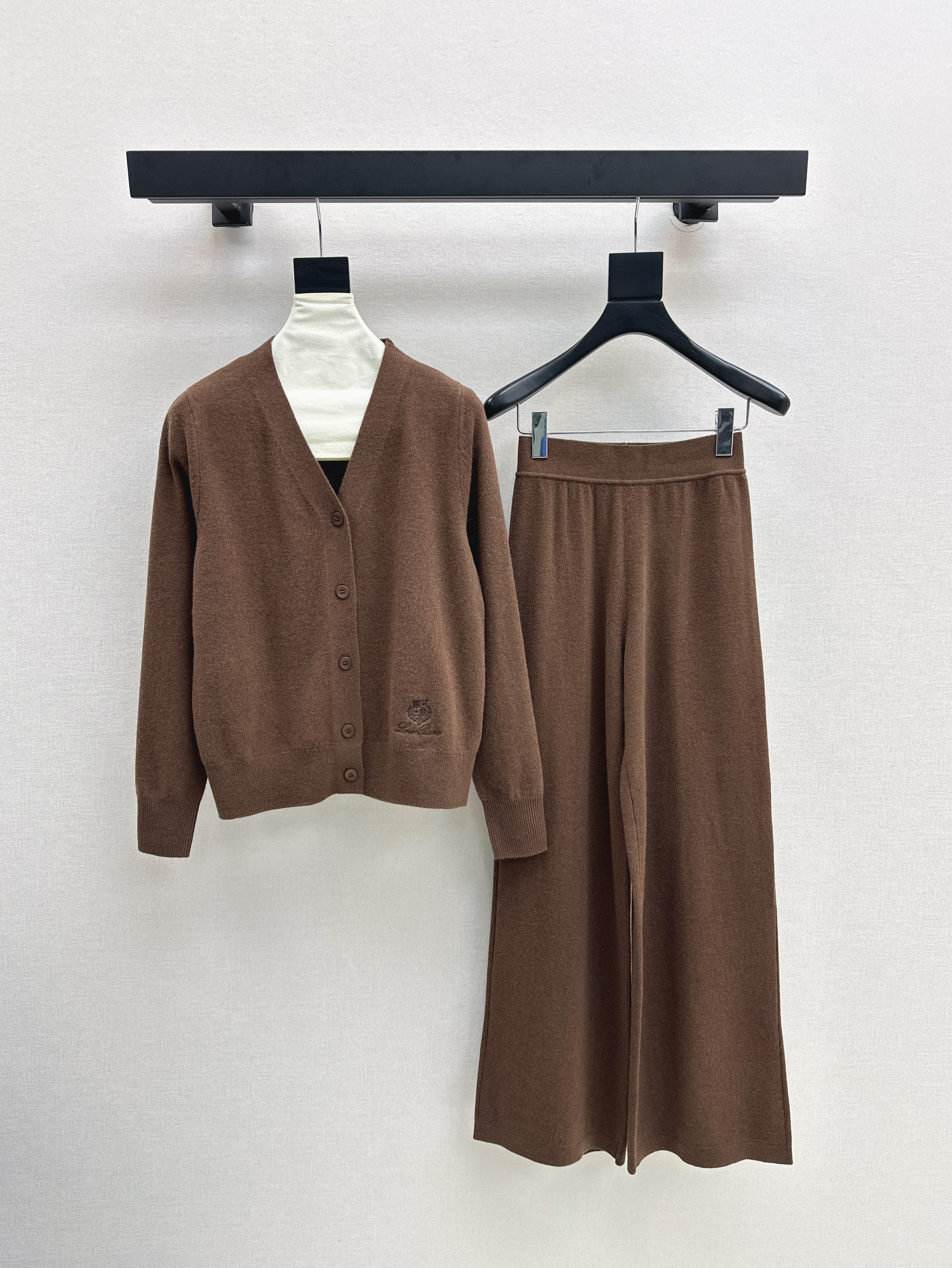 Loro Piana 로로피아나 니트 가디건 + 팬츠 세트 의류