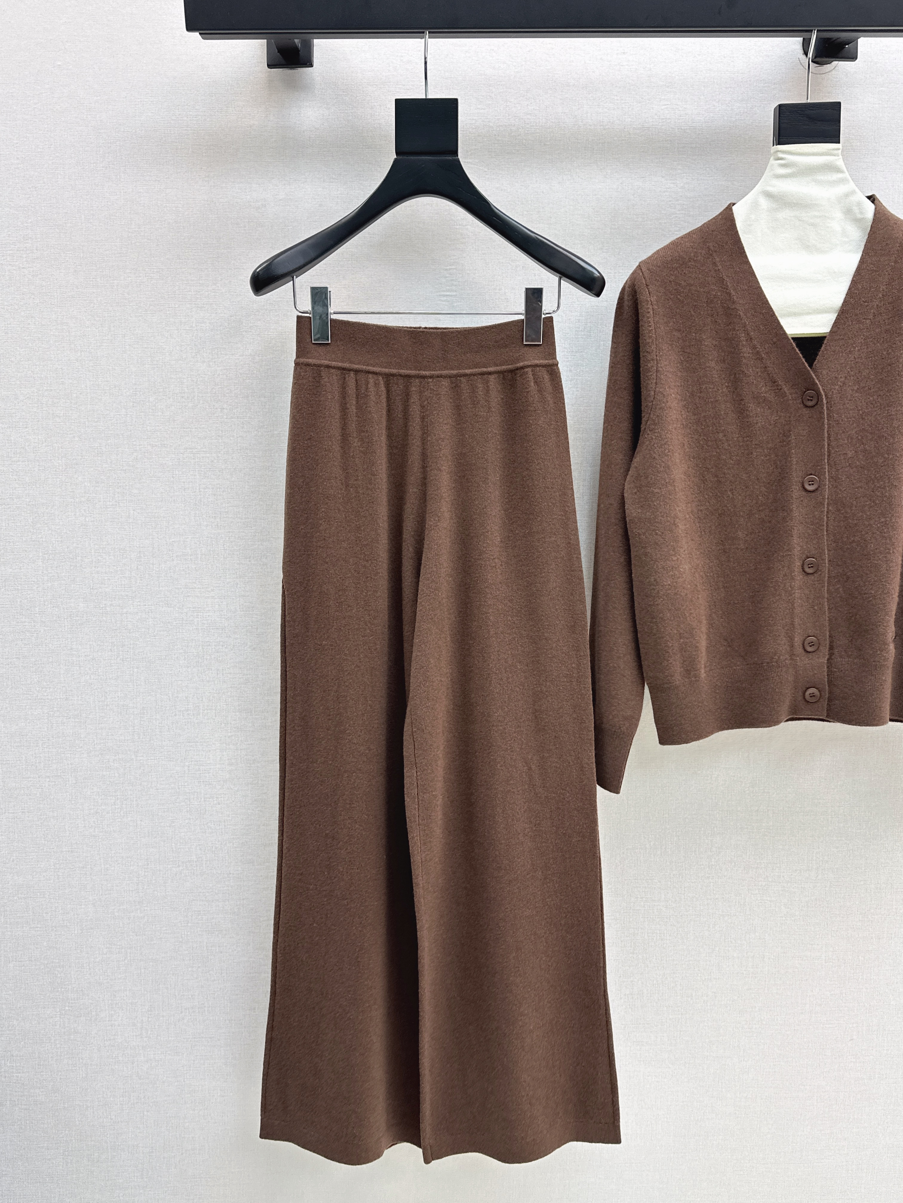 Loro Piana 로로피아나 니트 가디건 + 팬츠 세트 의류